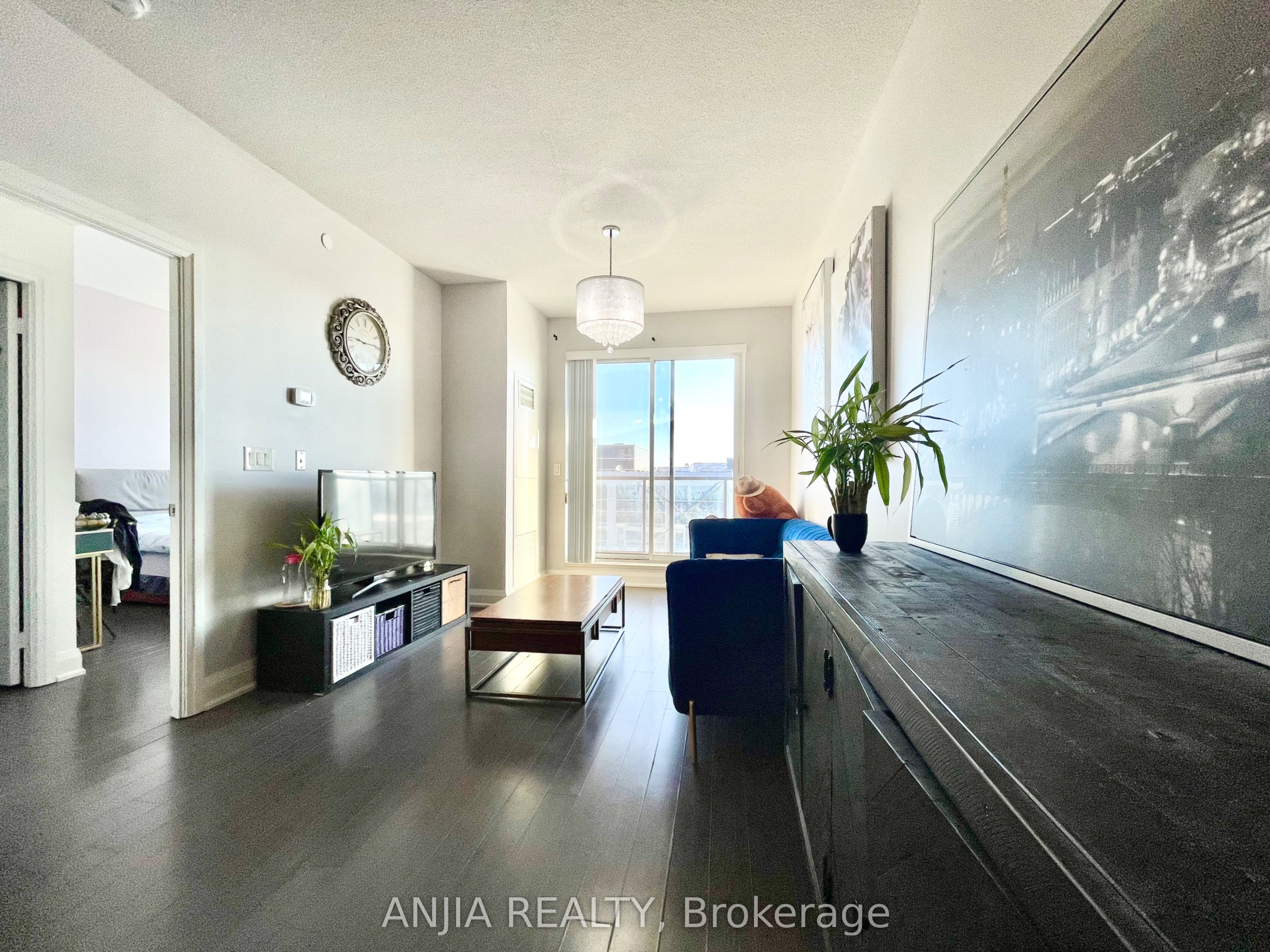 8228 Birchmount Road 627, Markham, ON L3R 1A6 photo 4