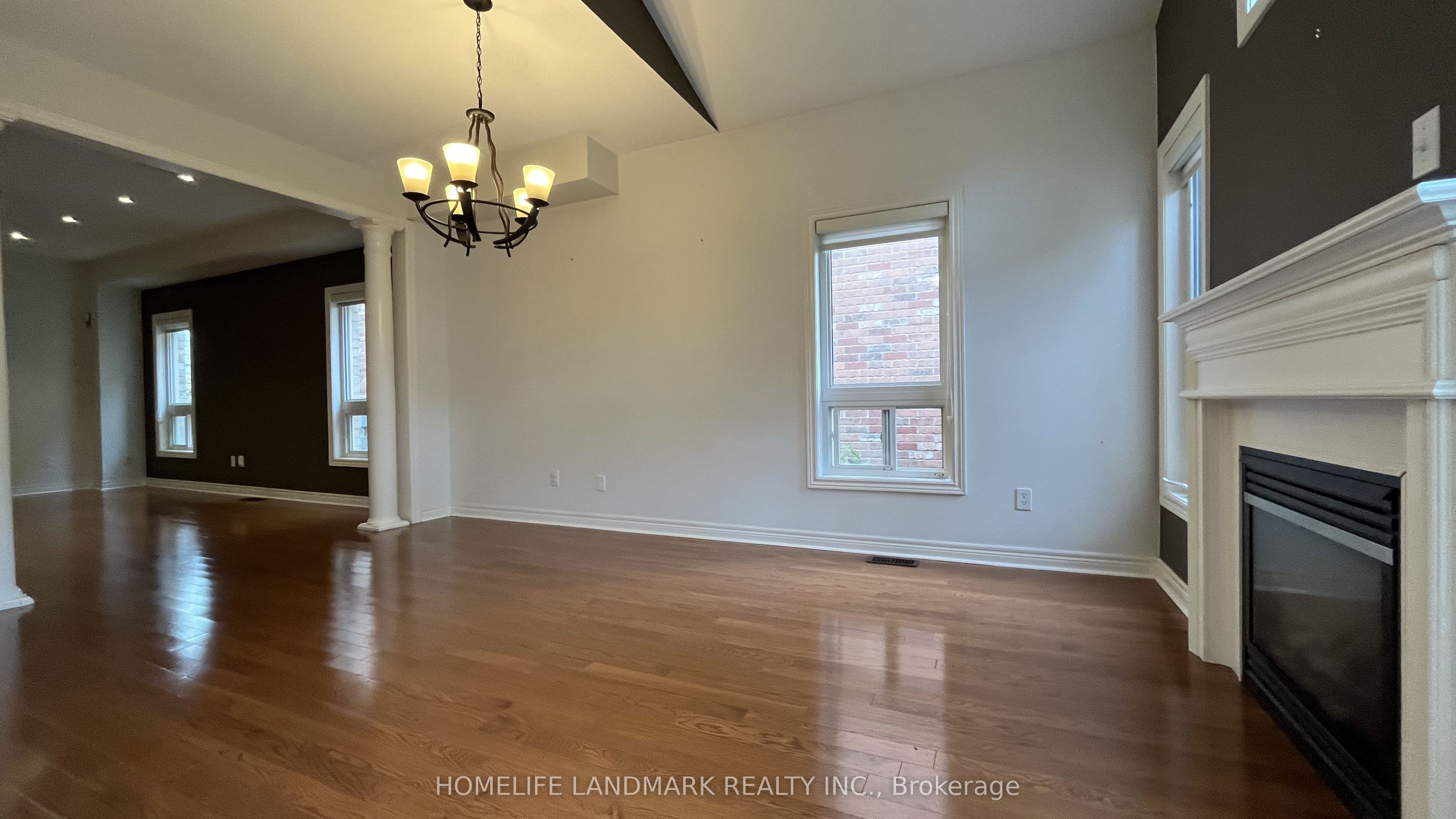 26 Brumstead Drive, Richmond Hill, ON L4E 0C5 photo 4