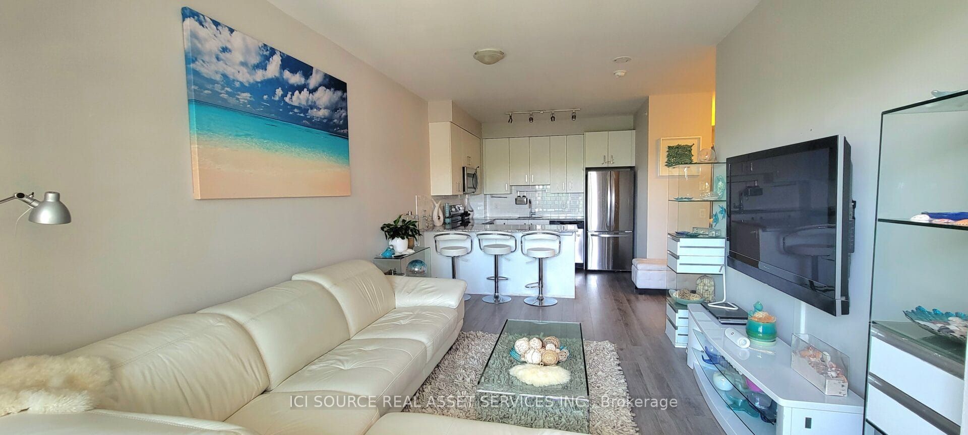 11611 Yonge Street 301, Richmond Hill, ON L4E 1G2