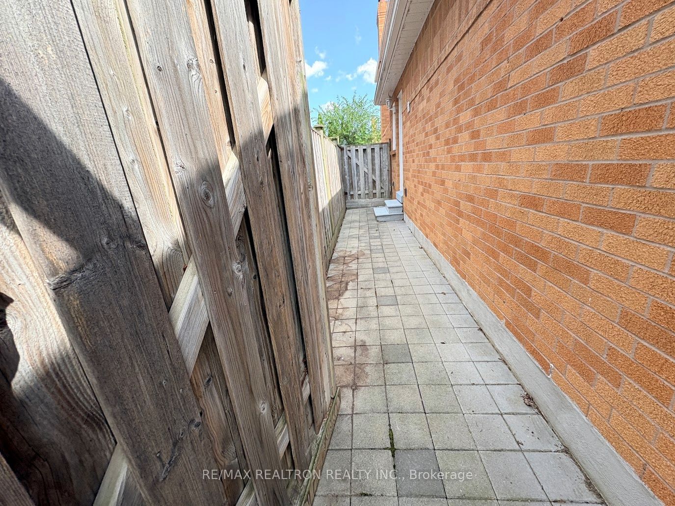 53 Chalmers Road BASEMENT, Richmond Hill, ON L4B 1S8 photo 2