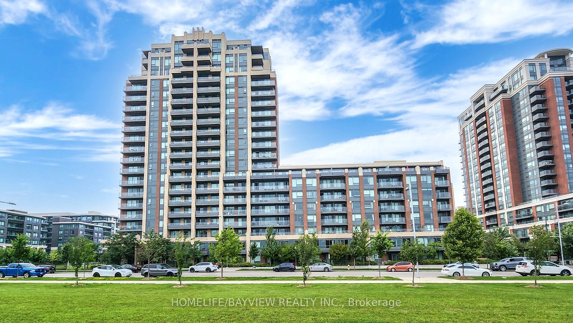 18 Uptown Drive #710, Markham, ON L3R 5M5