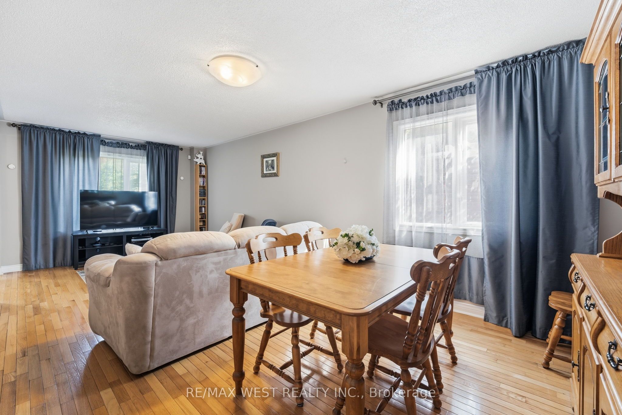 149 Deerglen Terrace, Aurora, ON L4G 6Y4 photo 5