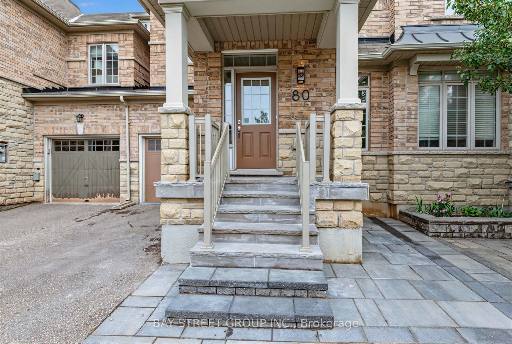 80 Living Crescent, Markham, ON L6C 0T4 photo 2