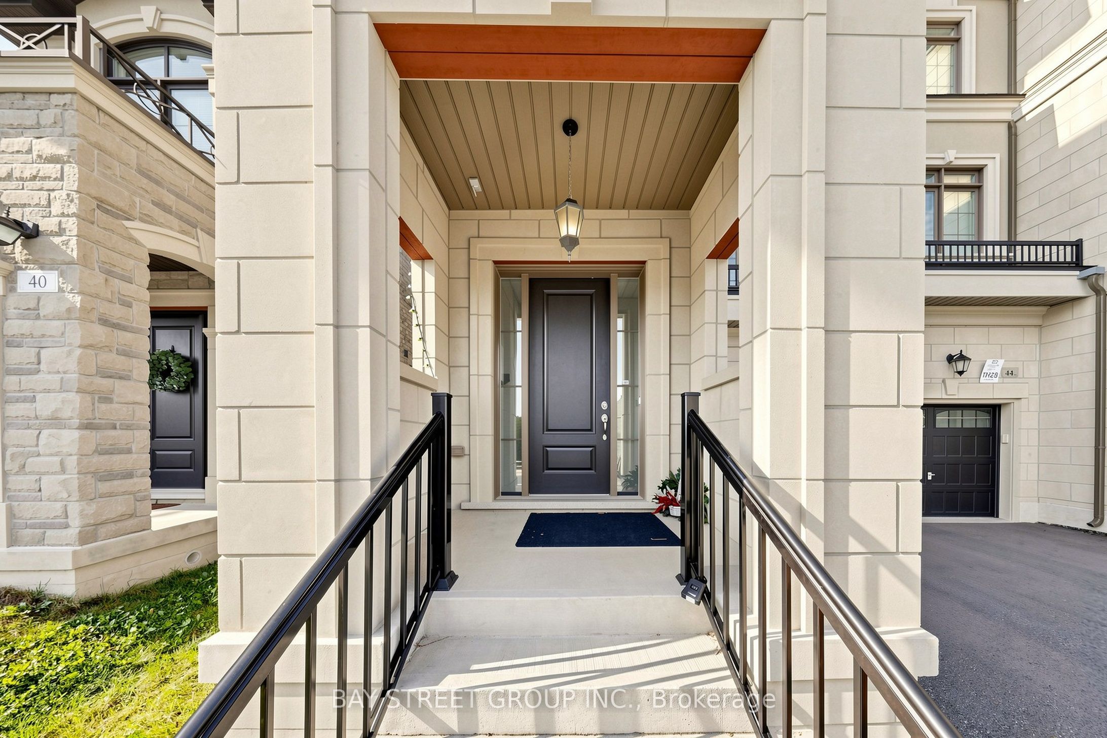 42 Bawden Drive, Richmond Hill, ON L4S 0H3 photo 2