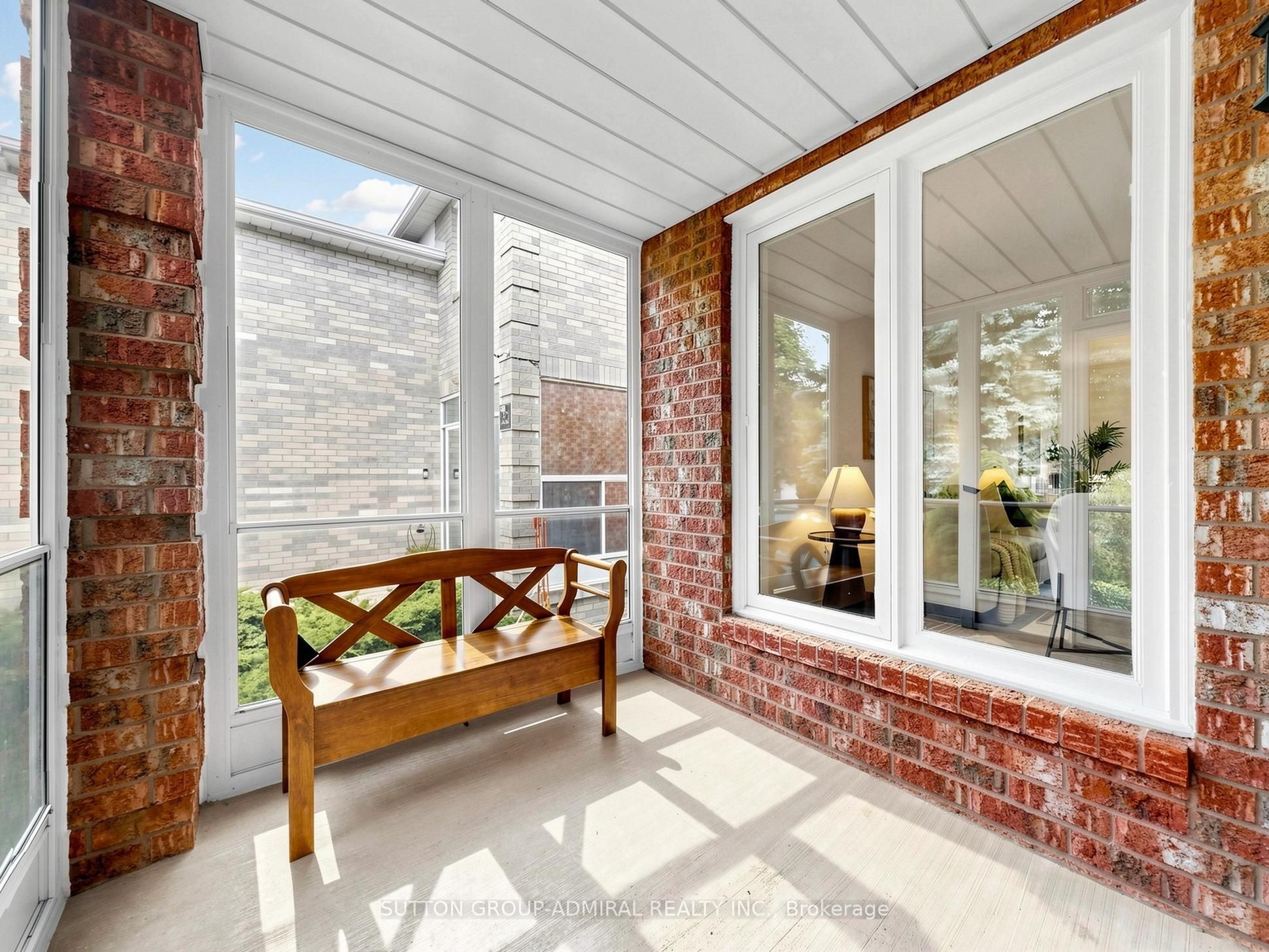 48 Glenbury Drive, Vaughan, ON L4J 7X5 photo 3
