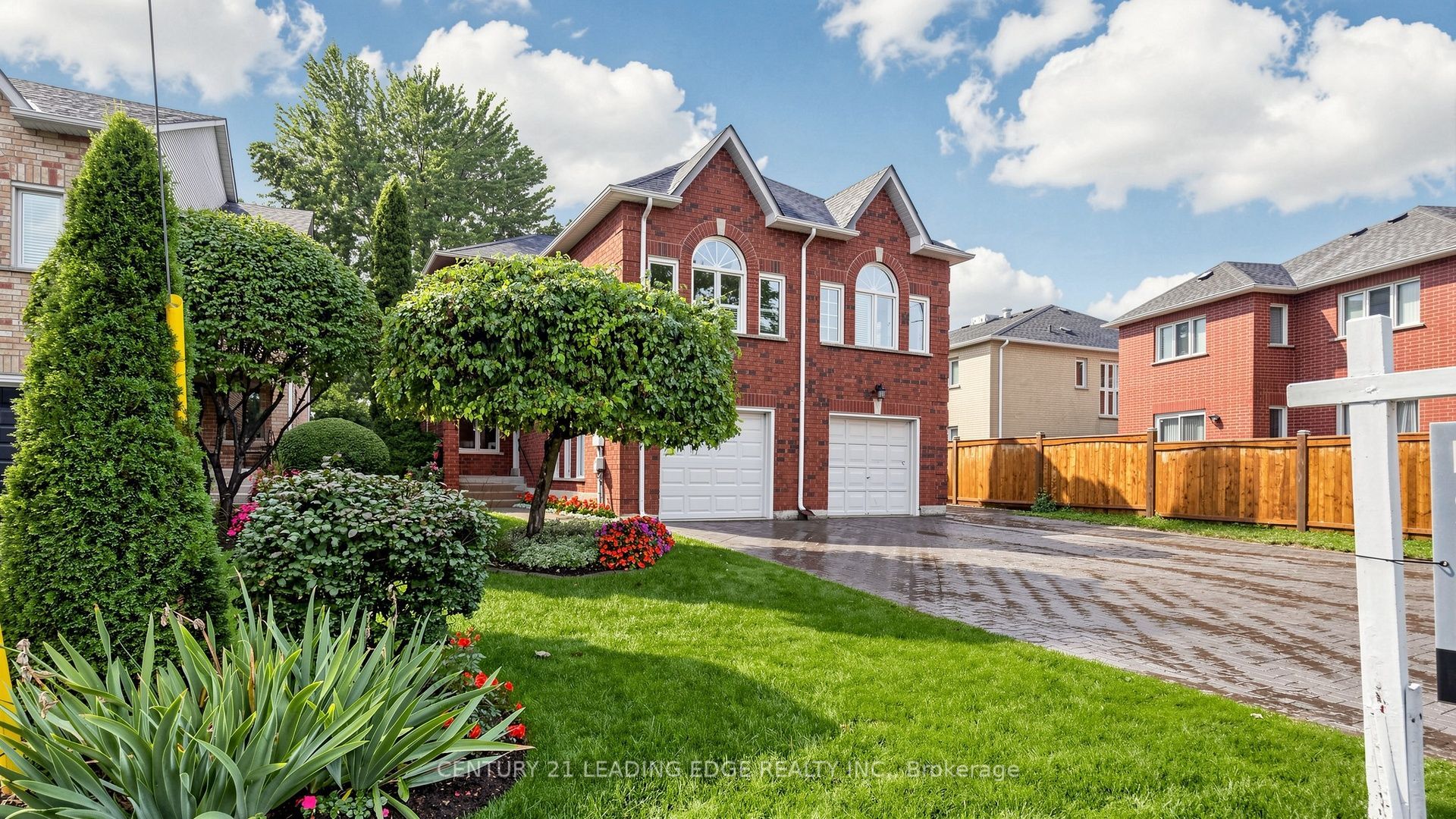 20 Sciberras Road, Markham, ON L3R 0W9
