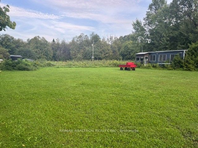 8413 10th Line, Essa, ON L4M 4S4 photo 5