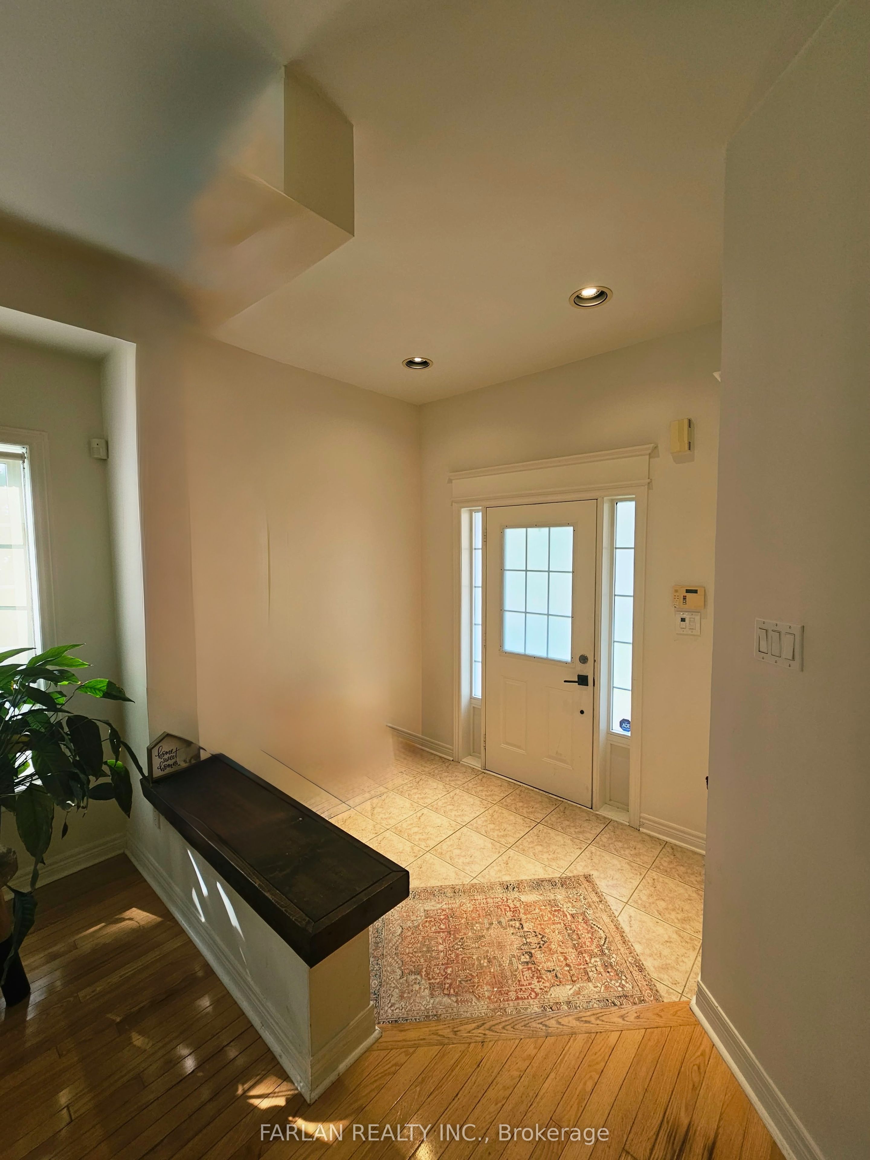150 Jordanray Boulevard, Newmarket, ON L3X 2P4 photo 2