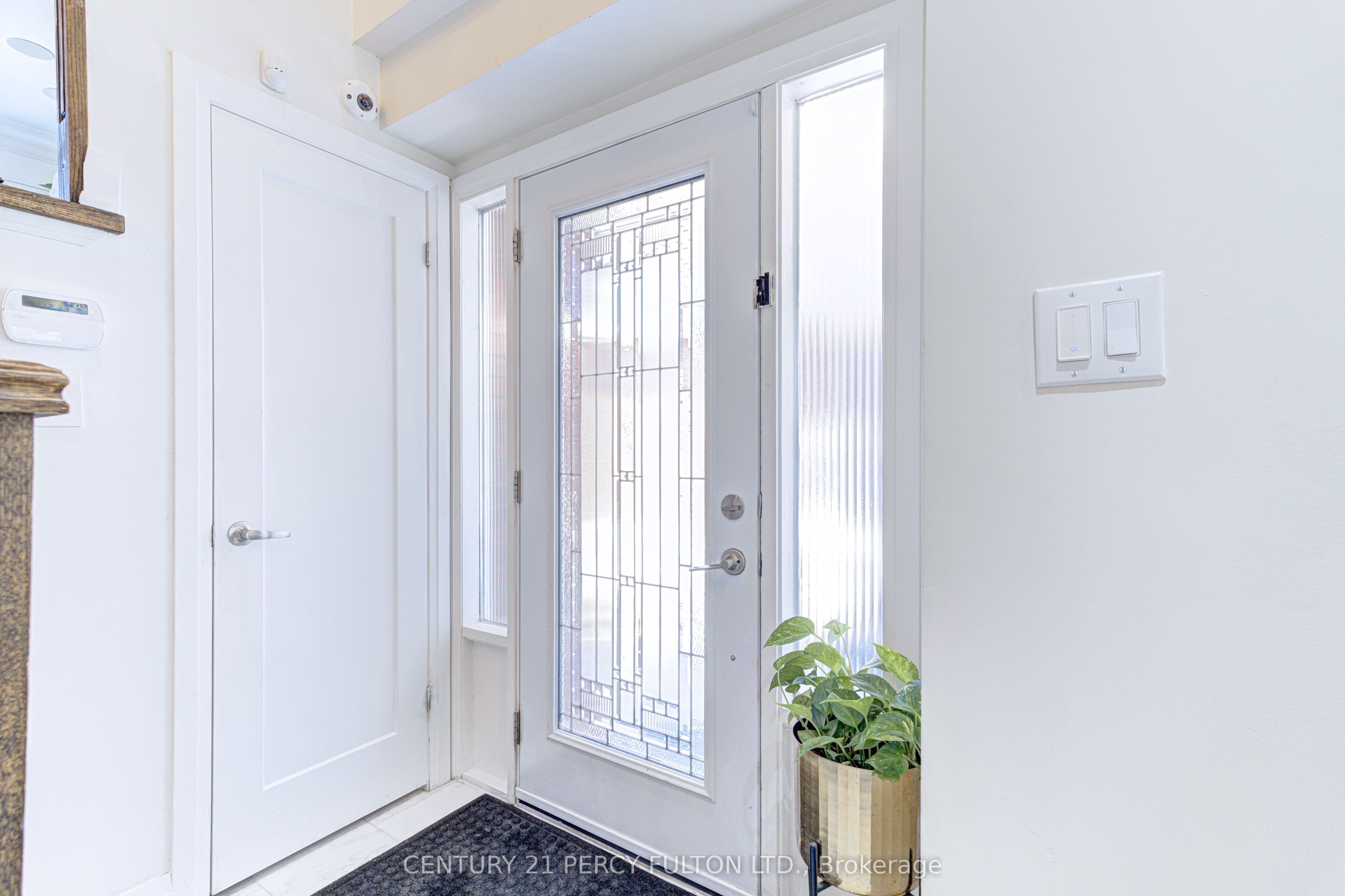 109 Woodcroft Lane, Vaughan, ON L4L 6T2 photo 5