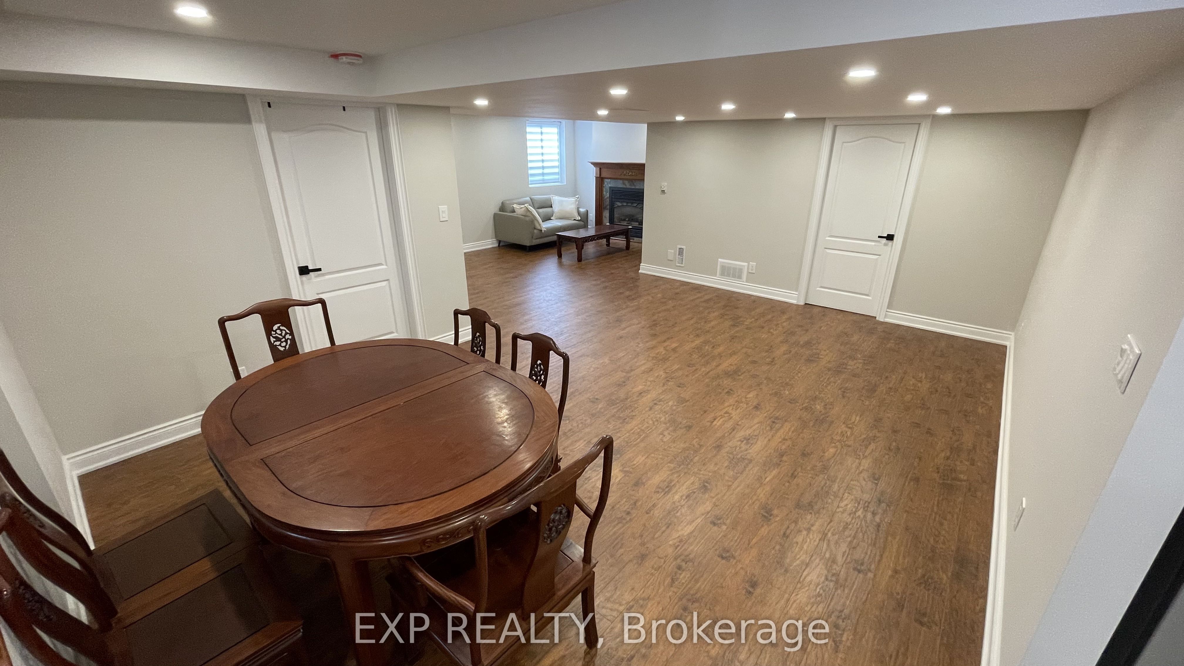 94 Lensmith Drive Basement, Aurora, ON L4G 6R9 photo 5
