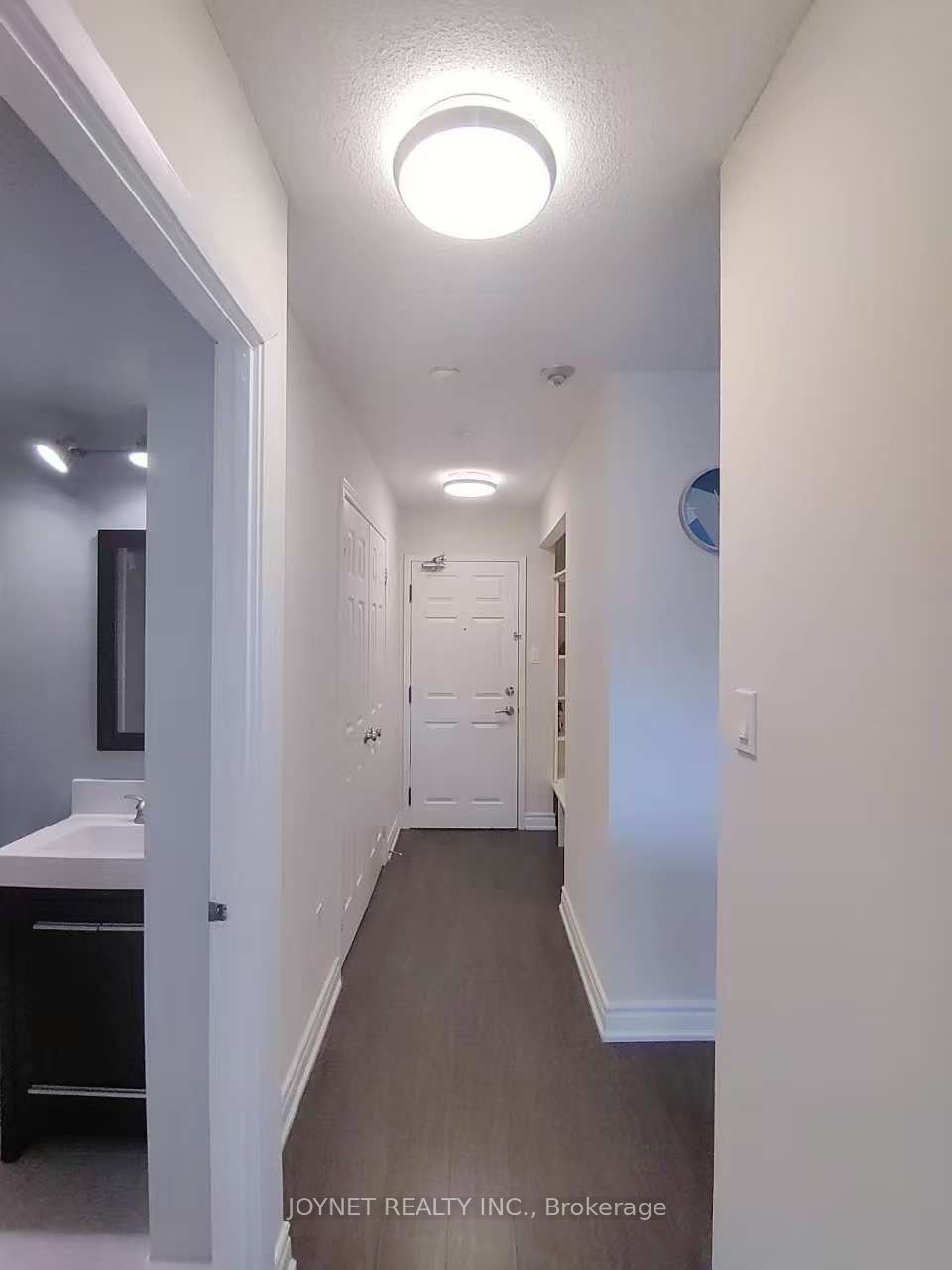 309 Major Mackenzie Drive E 721, Richmond Hill, ON L4C 9V5 photo 5