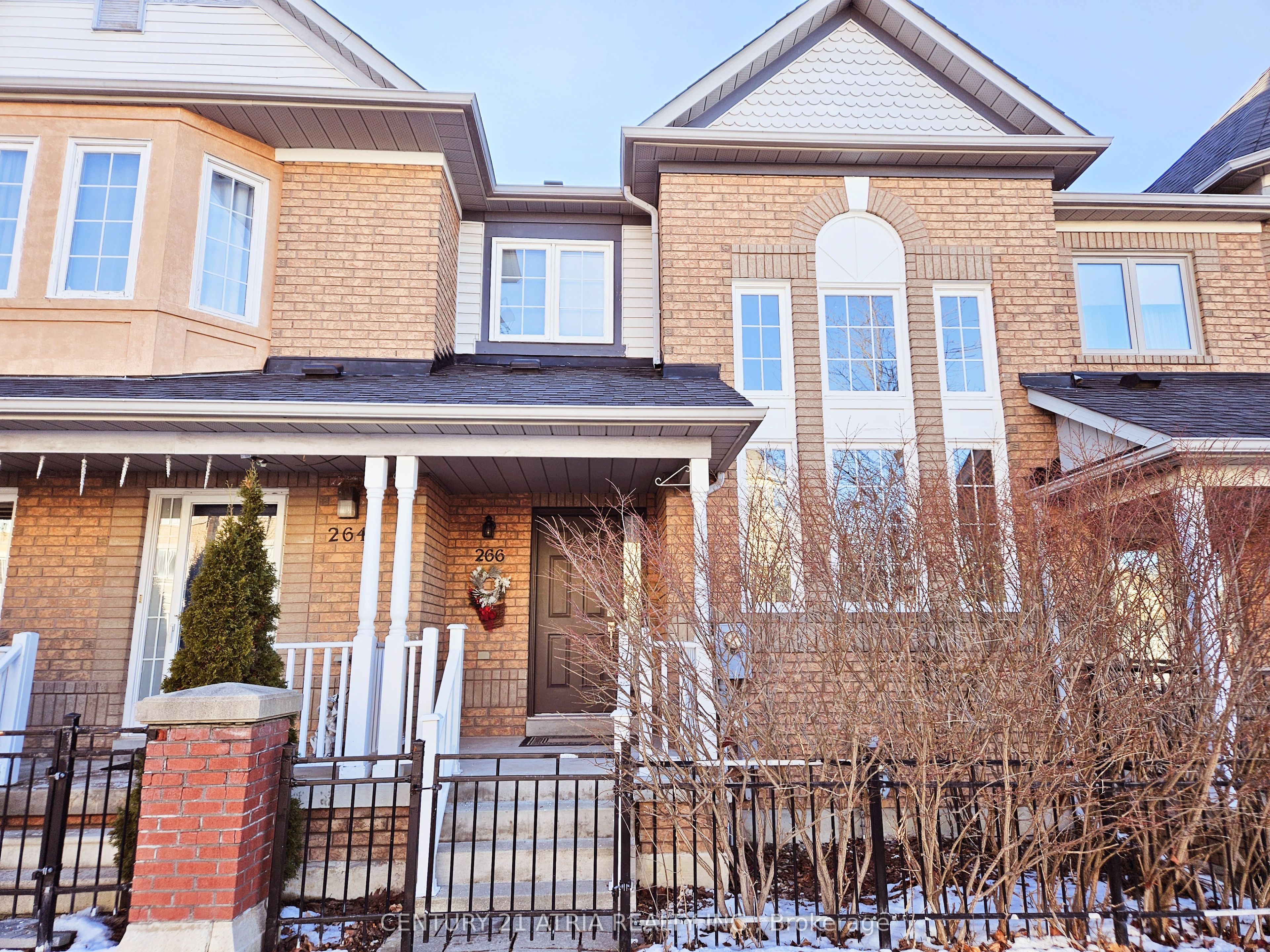 266 John West Way, Aurora, ON L4G 7J3