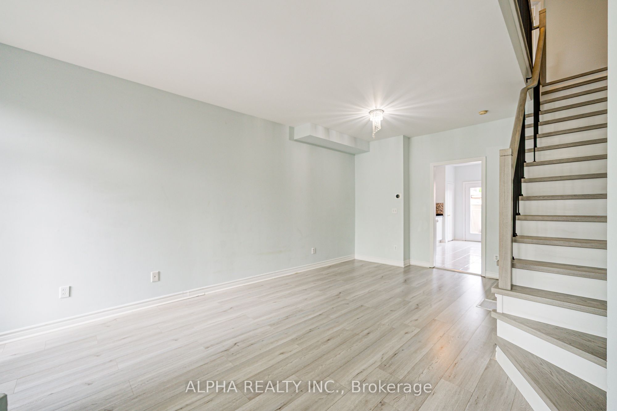 188 Bur Oak Avenue, Markham, ON L6C 2M1 photo 4