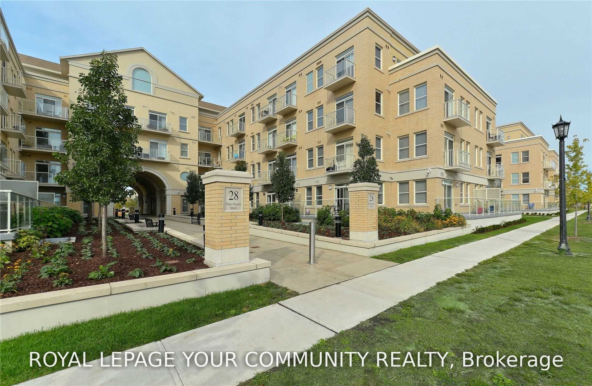 28 Prince Regent Street Ph27, Markham, ON L4C 0V5