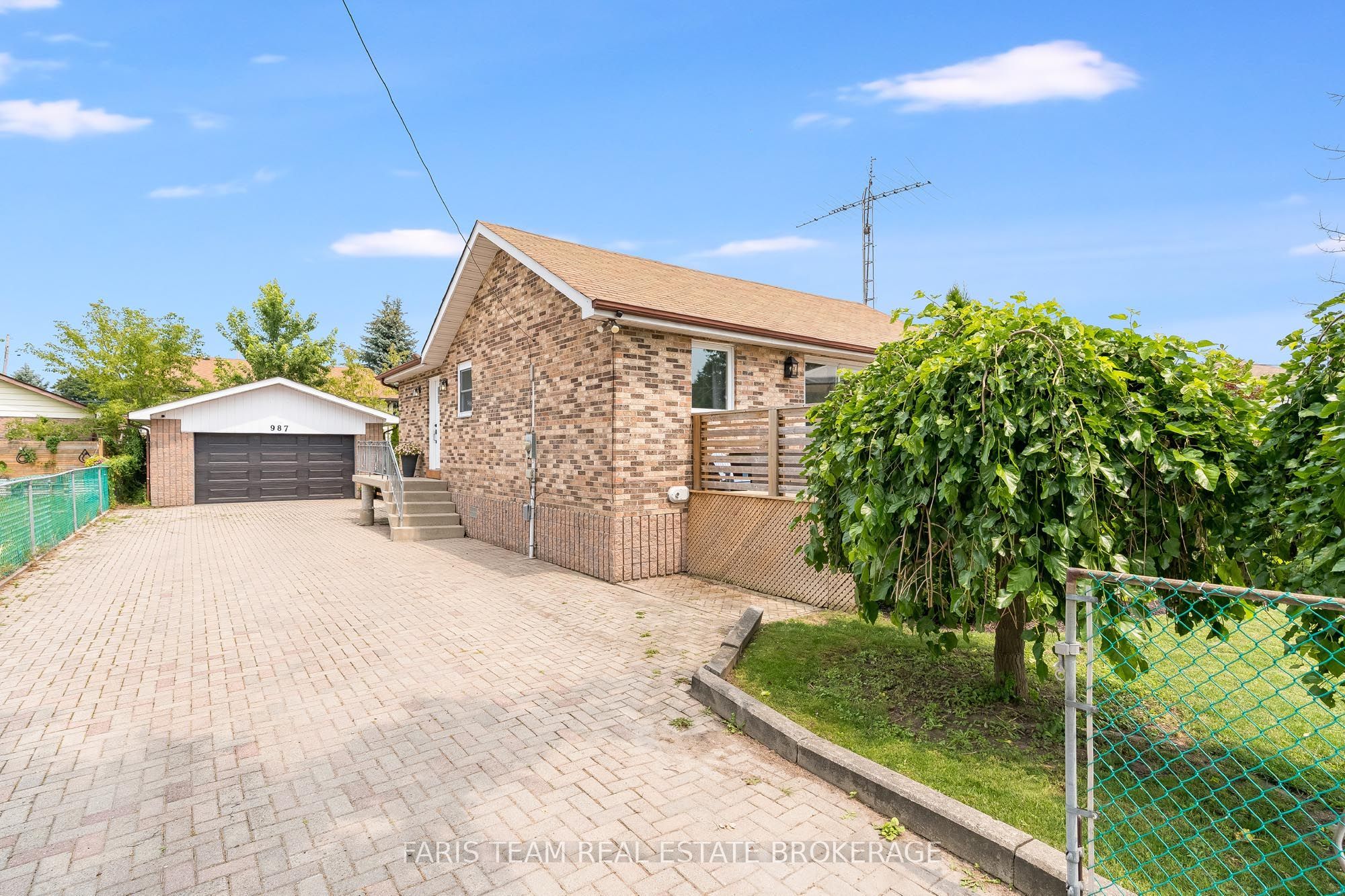 987 Isabella Street, Innisfil, ON L9S 3T7 photo 4