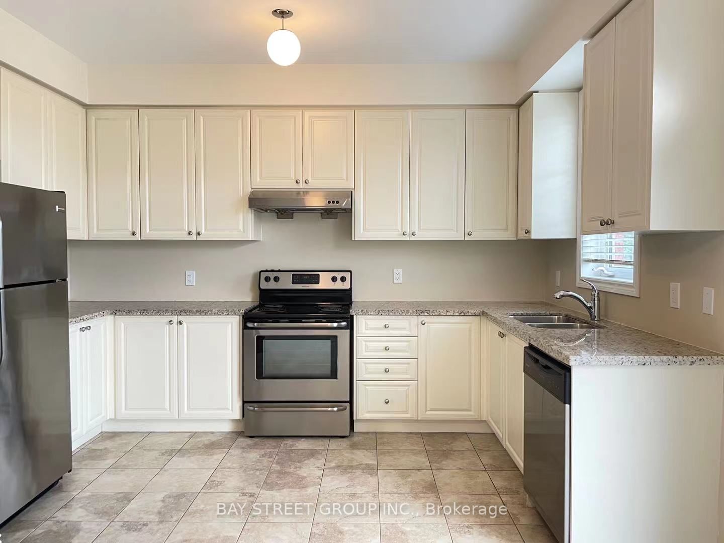 86 Mack Clement Lane, Richmond Hill, ON L4S 0G2 photo 4
