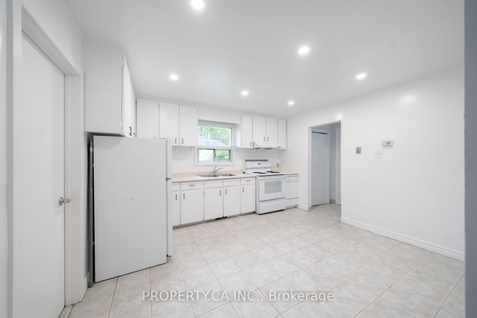 66 Morgan Avenue, Markham, ON L8T 1R4 photo 2