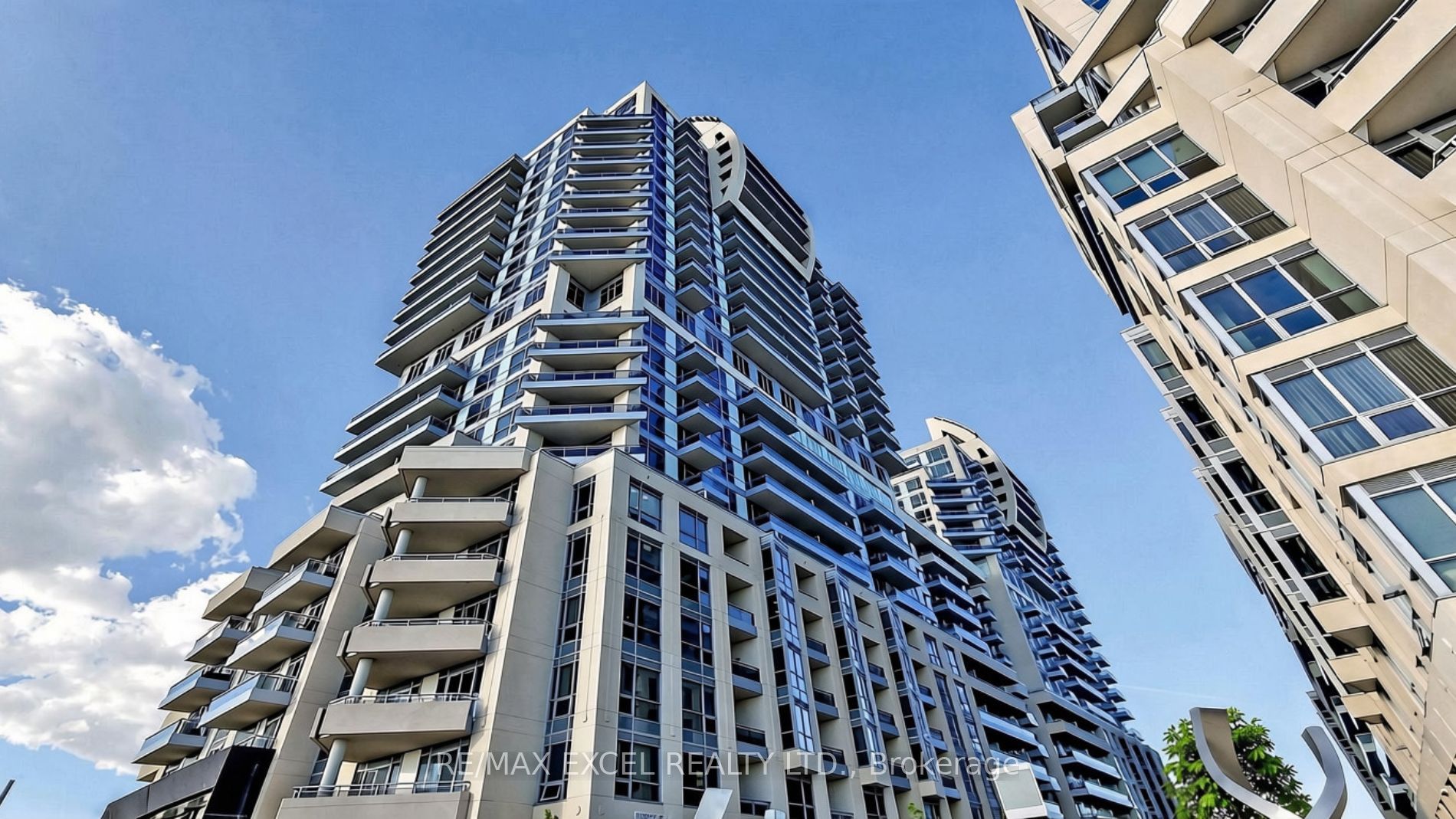 9201 Yonge Street 2304, Richmond Hill, ON L4C 1H9