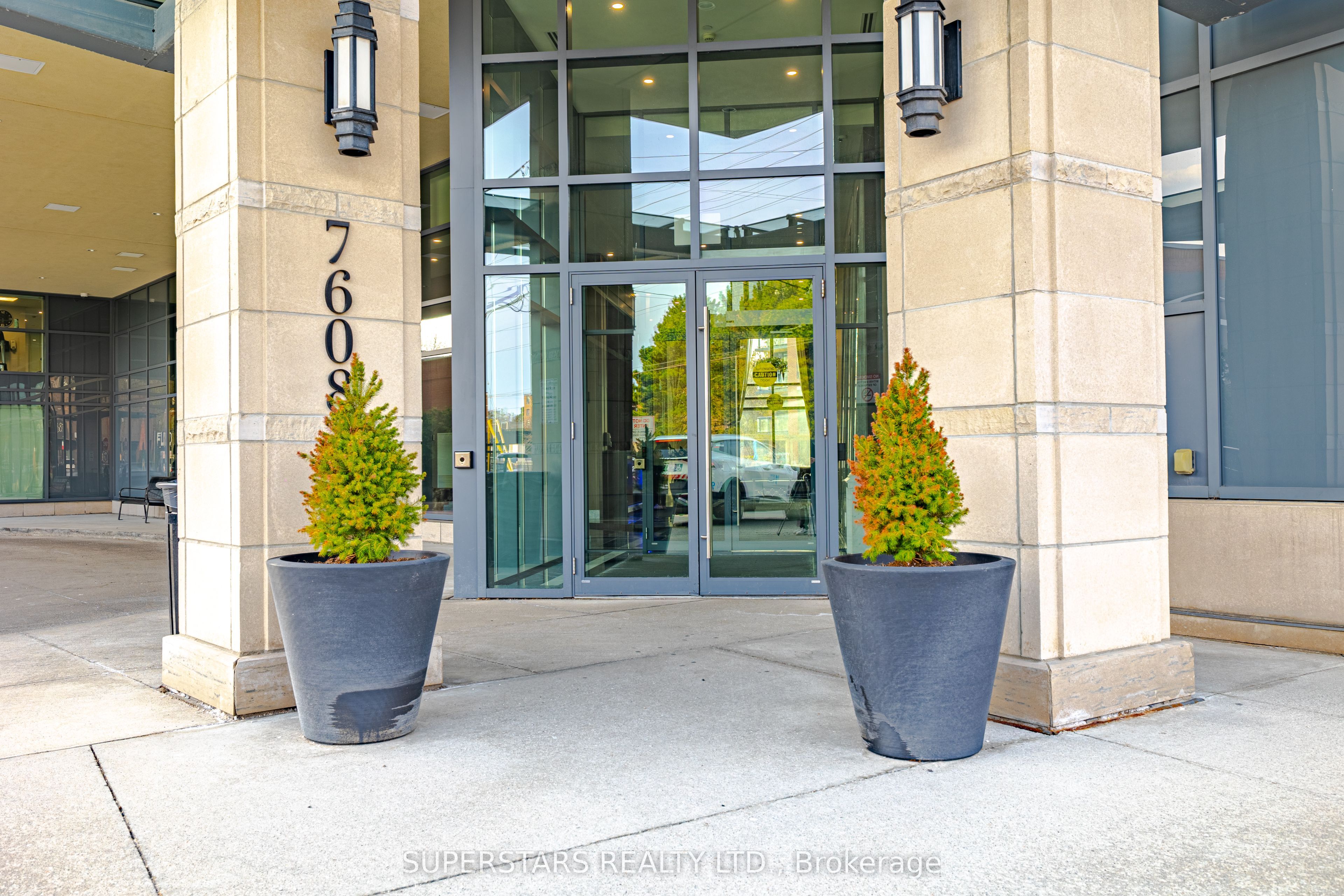 7608 Yonge Street 318, Vaughan, ON L4J 0J5 photo 2