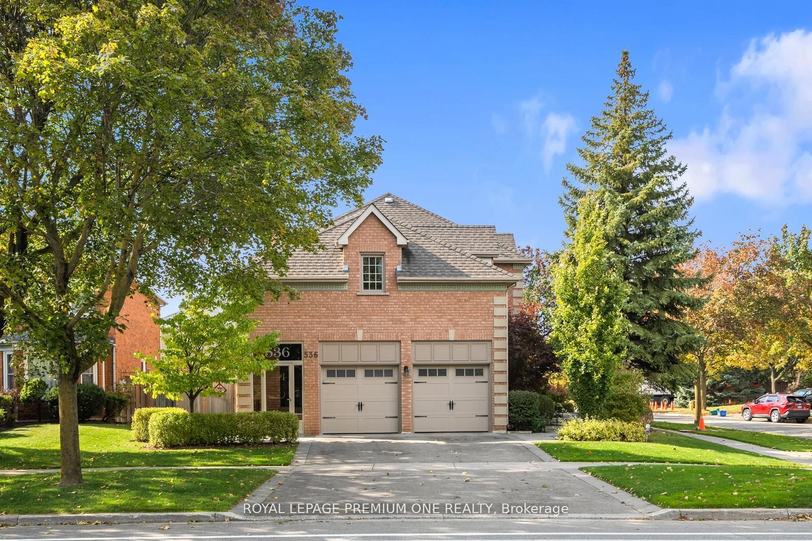 536 Village Parkway, Markham, ON L3R 9N5 photo 2
