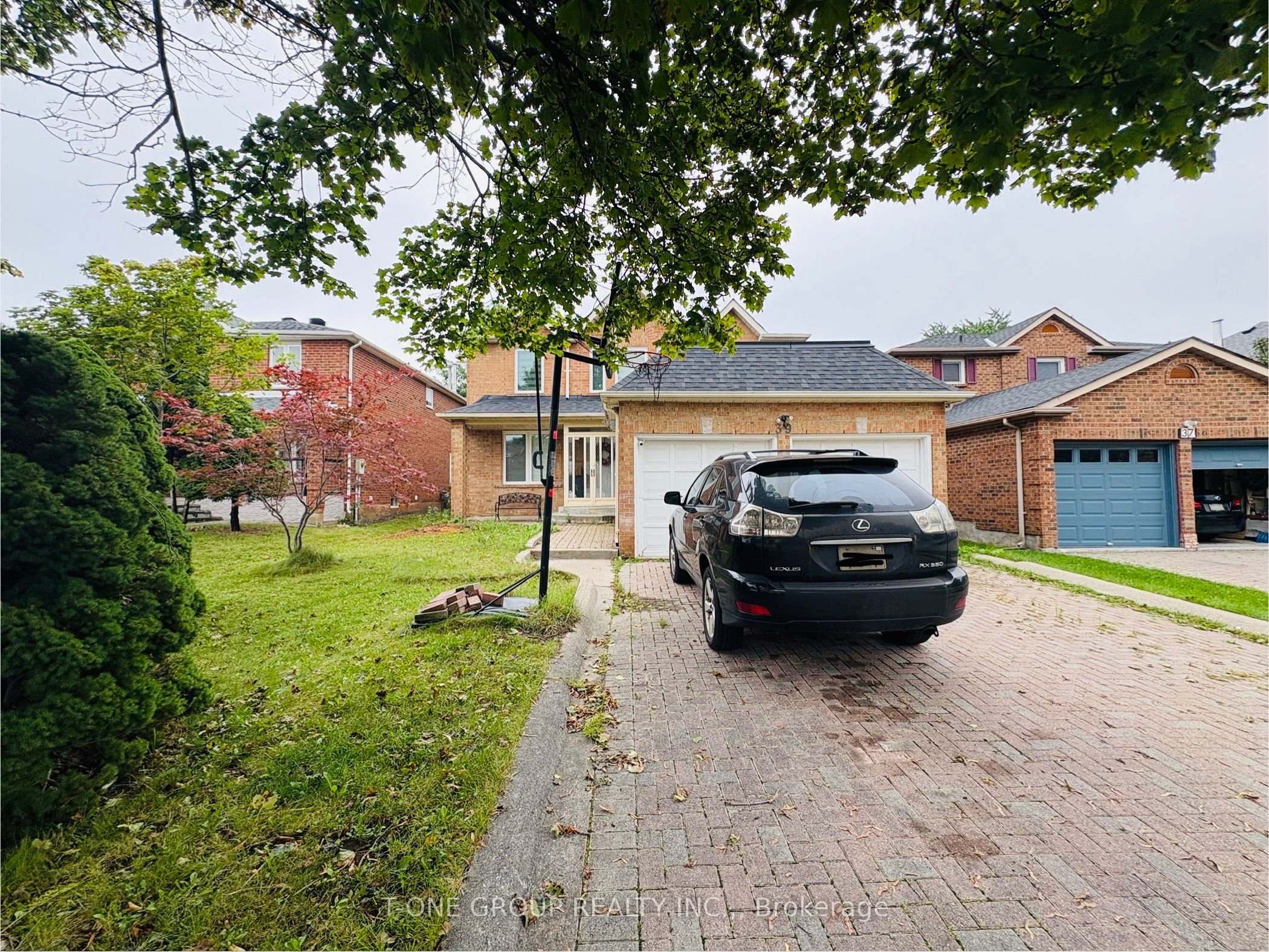39 Loweswater Avenue Bsmt w/ Sep Ent, Markham, ON L3R 7W8