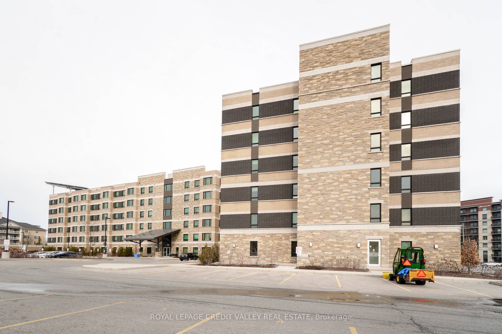 7400 Markham Road 510, Markham, ON L3S 0C5 photo 2