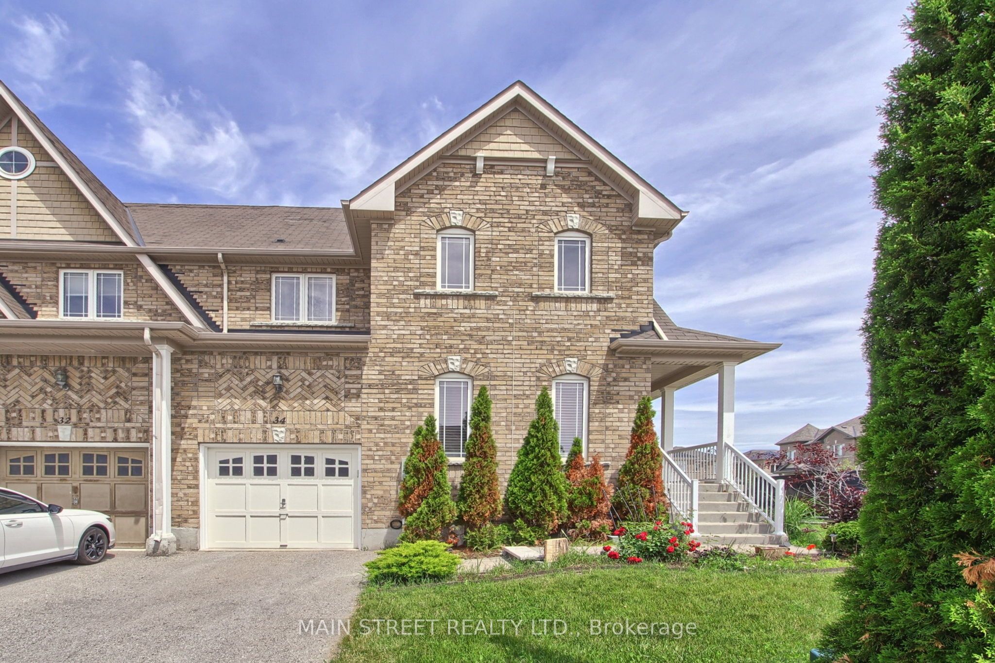 34 Grey Wing Avenue, Georgina, ON L4P 0B8 photo 3