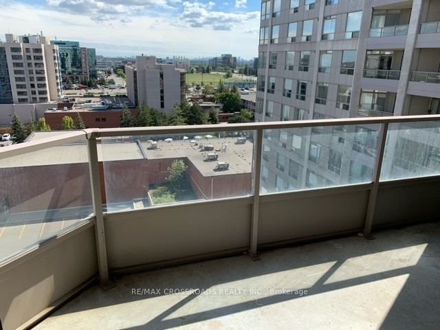 9015 Leslie Street 1118, Richmond Hill, ON L4B 3B6