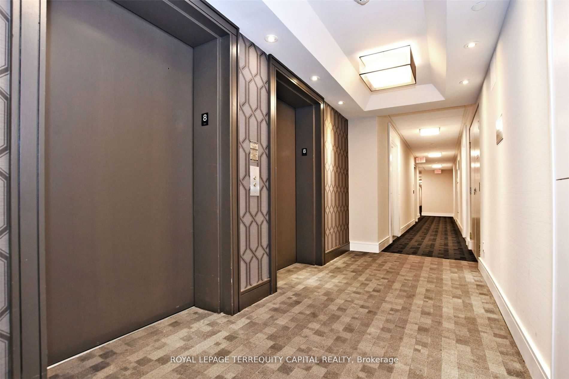 9199 Yonge Street 406, Richmond Hill, ON L4C 1H7 photo 3