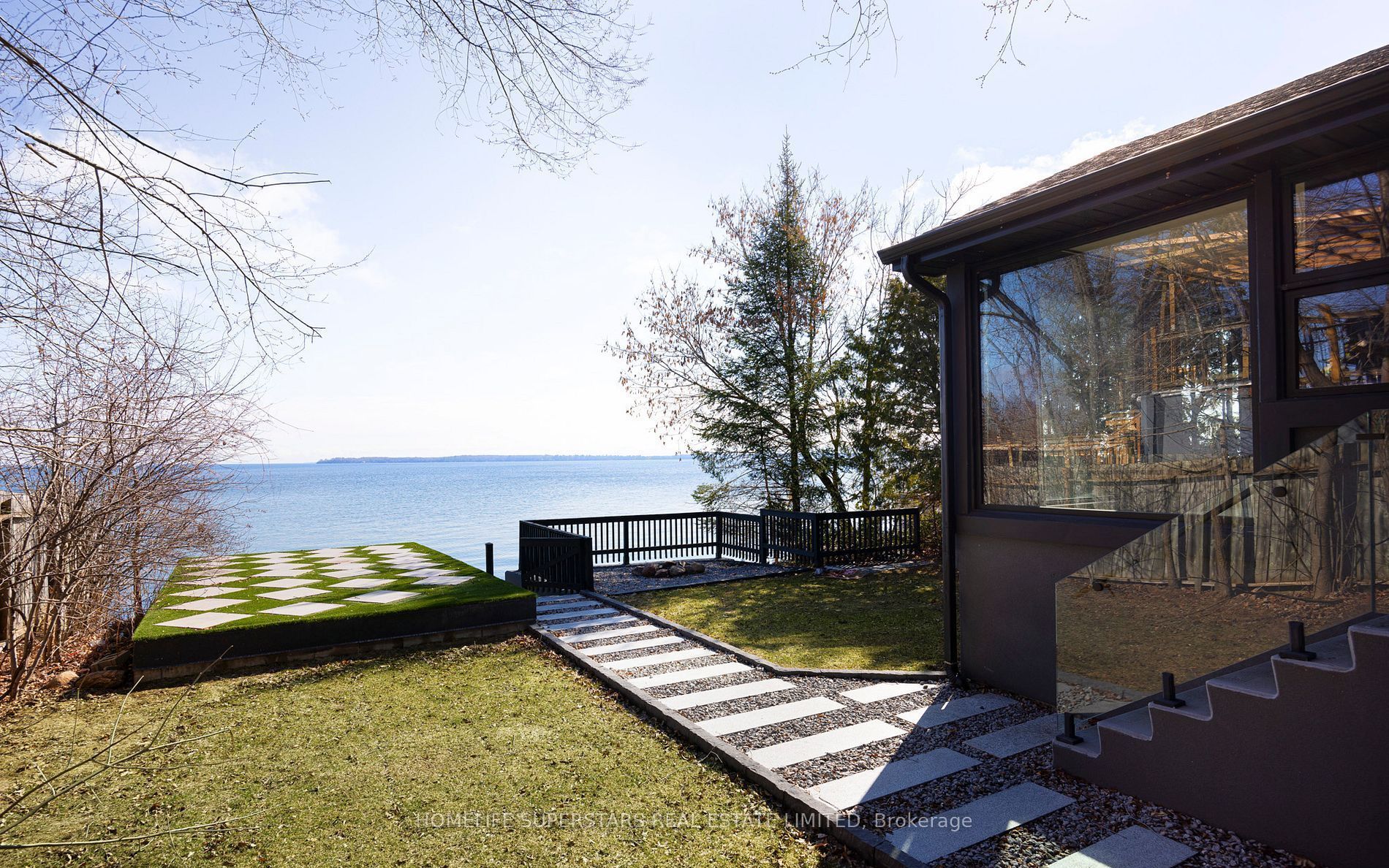 627 Lakelands Avenue, Innisfil, ON L9S 4E5