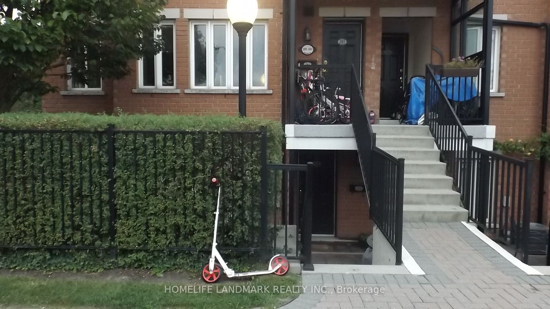 306 John Street 151, Markham, ON L3T 0A7 photo 2