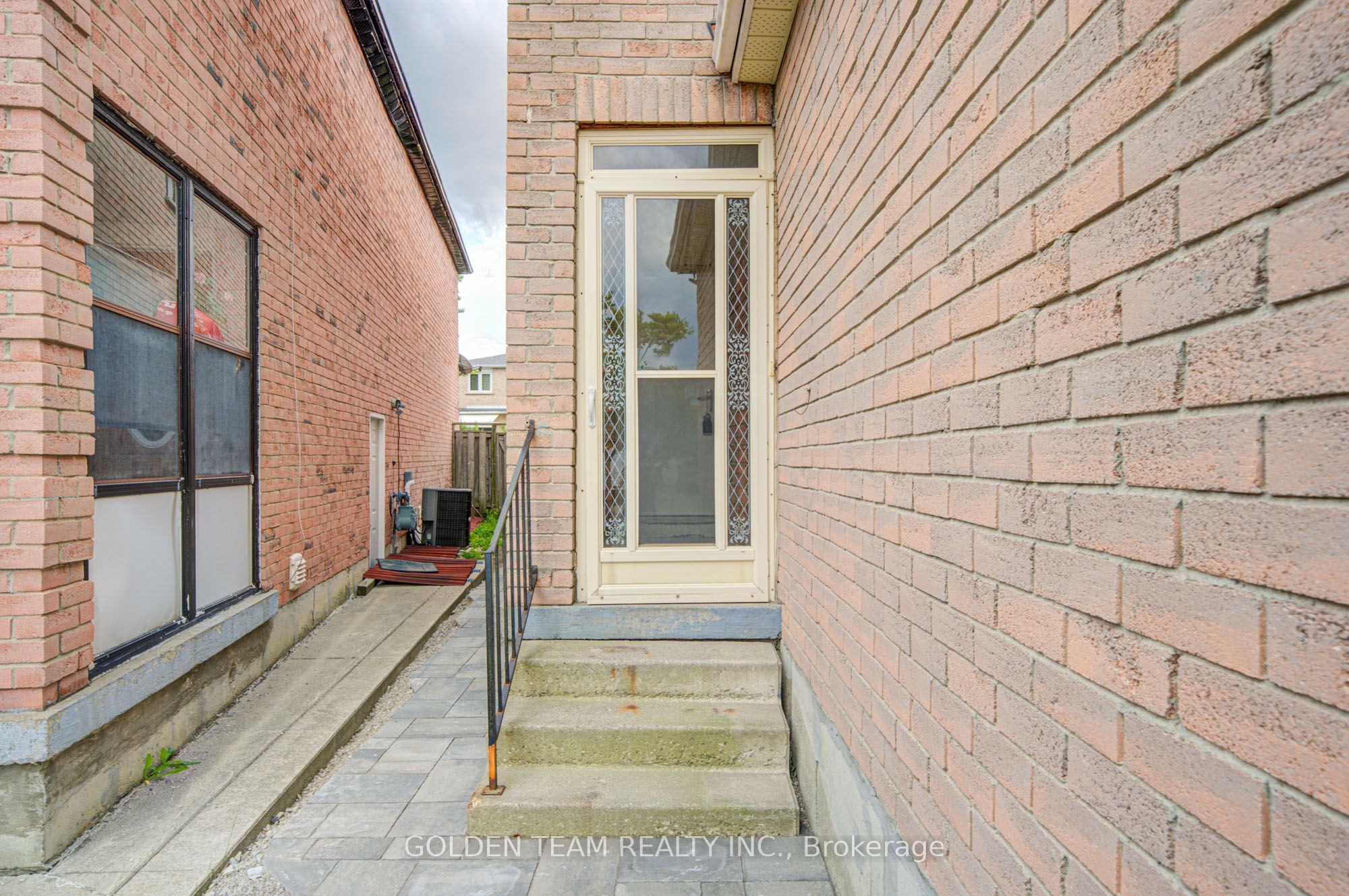 77 Miles Farm Road, Markham, ON L3S 2A5 photo 4