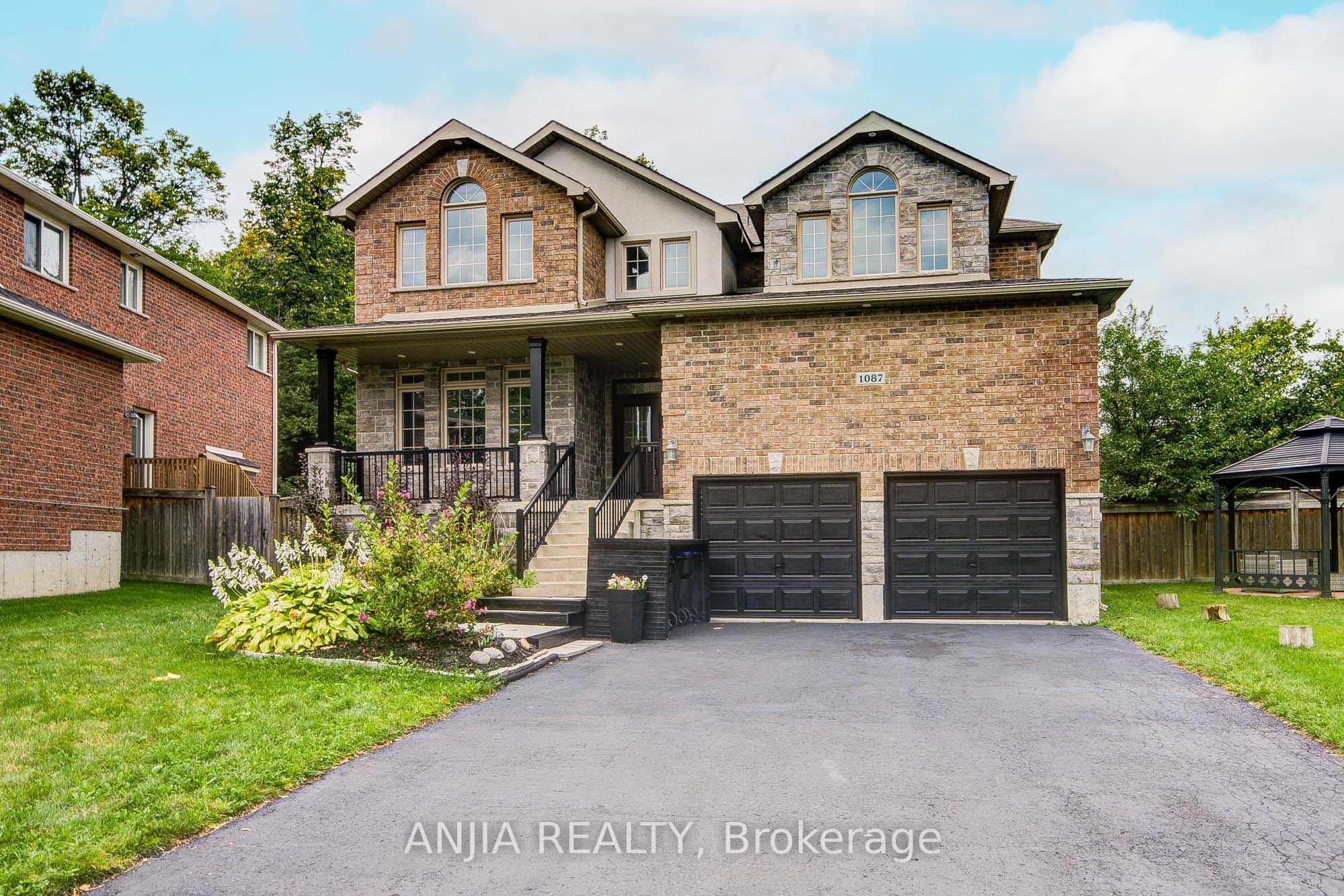 1087 Nantyr Drive, Innisfil, ON L9S 0A7