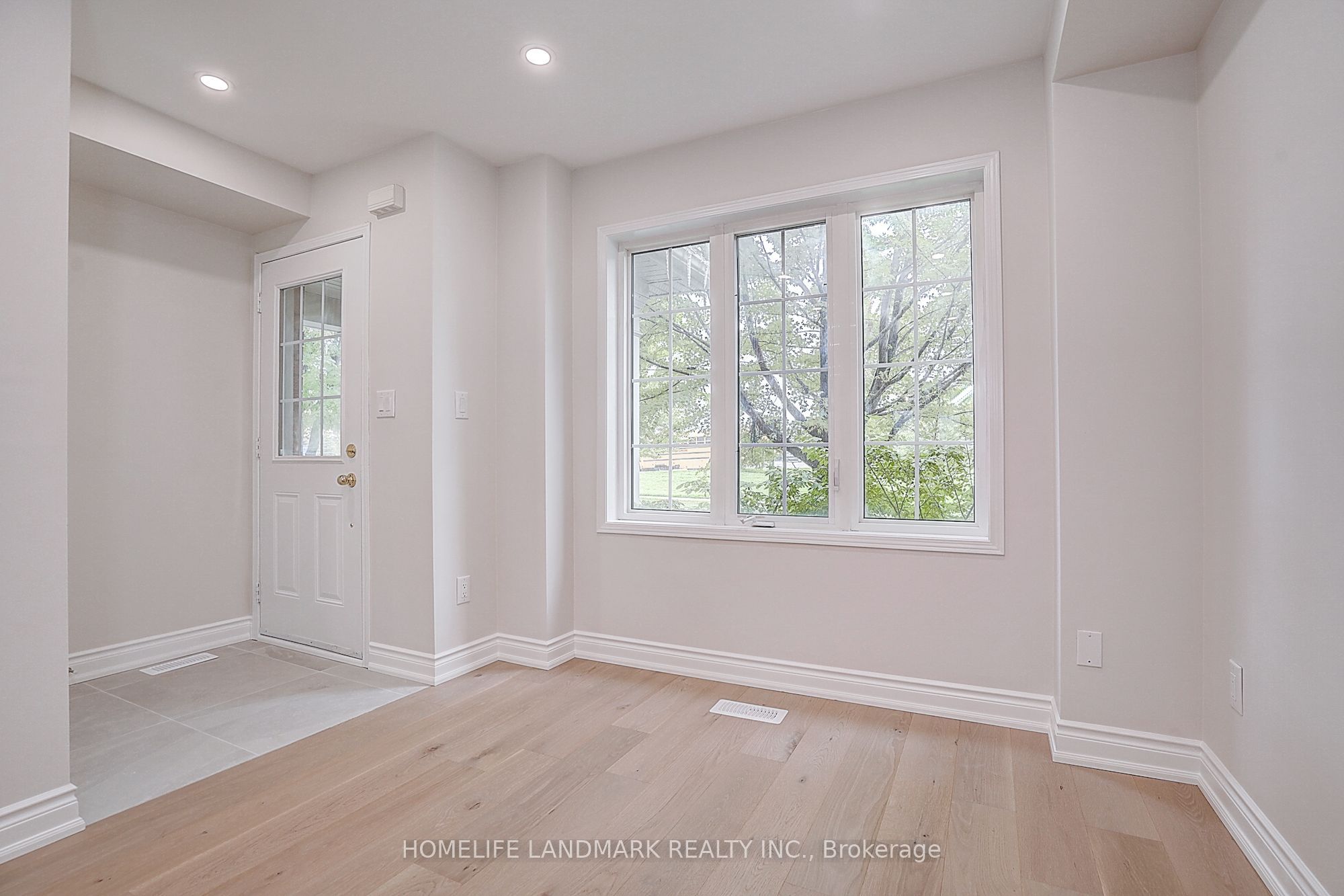 403 White's Hill Avenue, Markham, ON L6B 0J5 photo 4