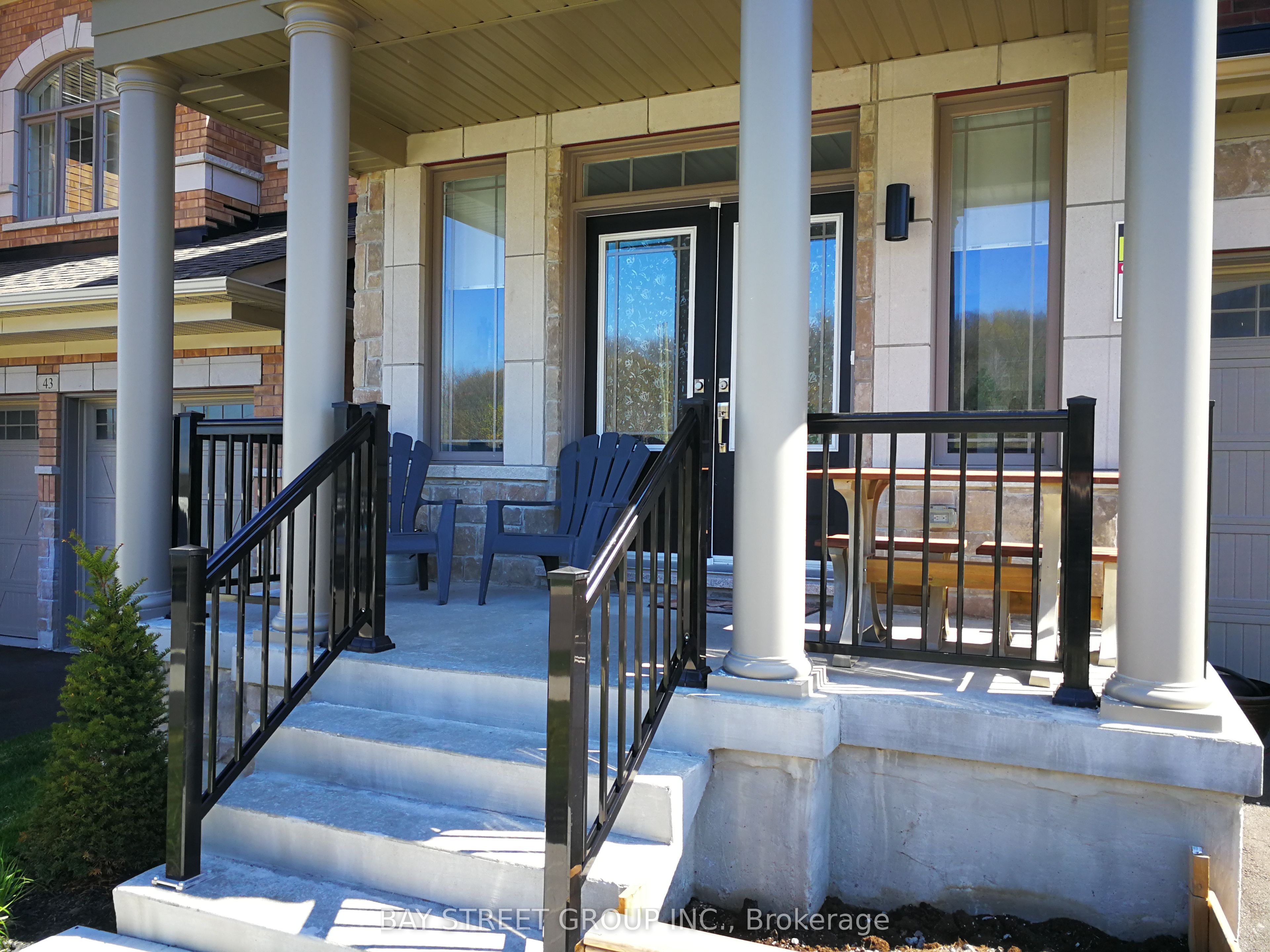 45 Frank Kelly Drive, East Gwillimbury, ON L9N 0V2 photo 2