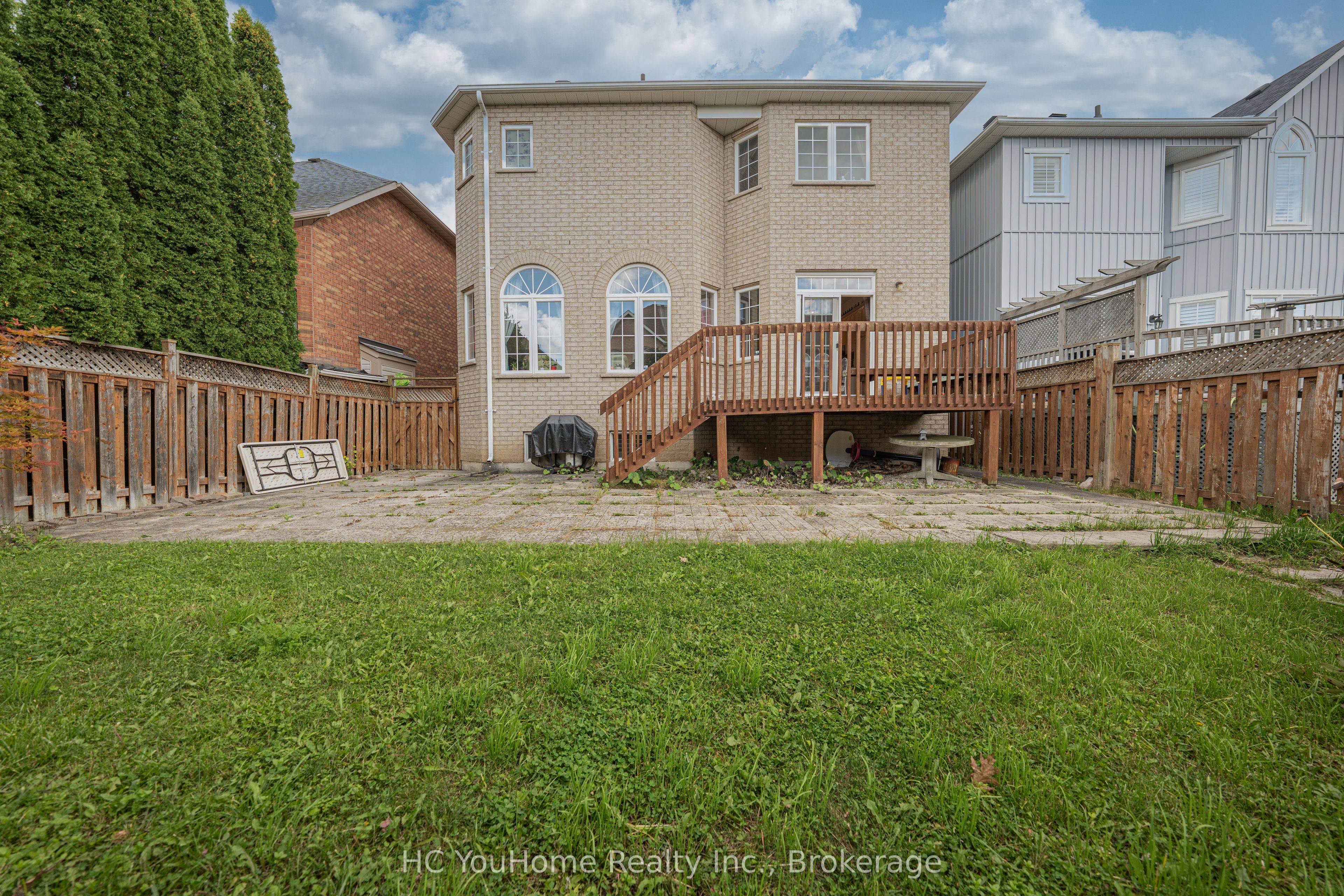 8 BRIAR PATH Lane, Markham, ON L6C 2C1 photo 4