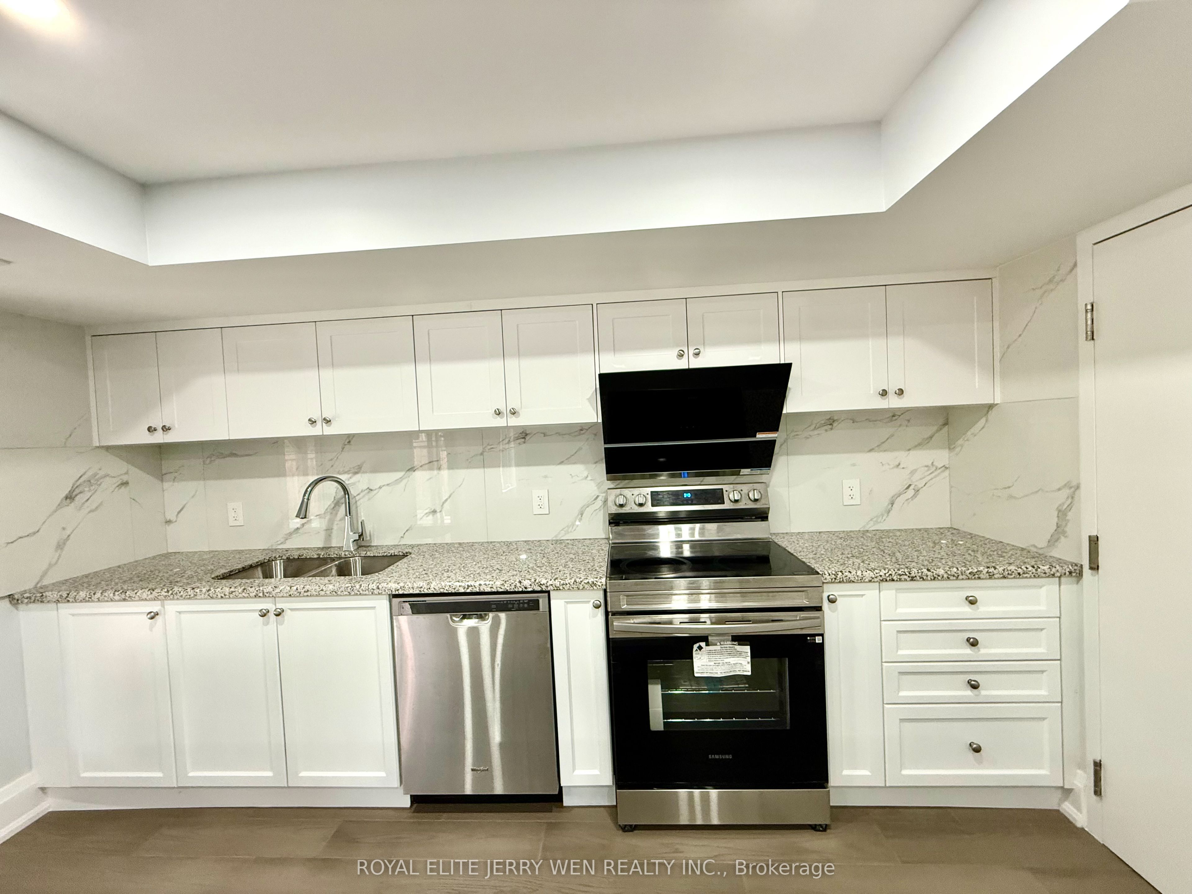 222 Butternut Ridge Trail Basement, Aurora, ON L4G 3P1
