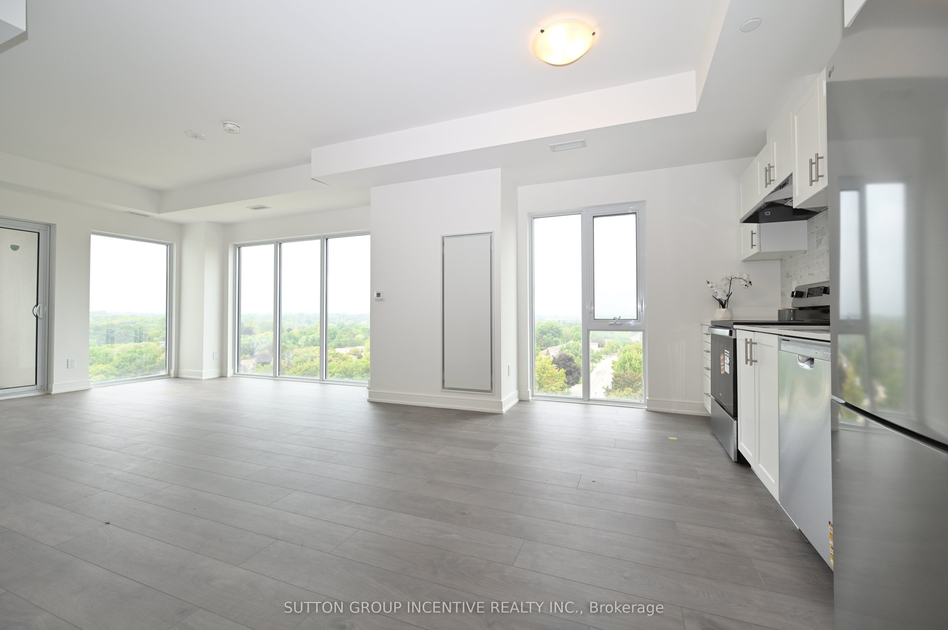 705 Davis Drive A803, Newmarket, ON L3Y 0J1 photo 5