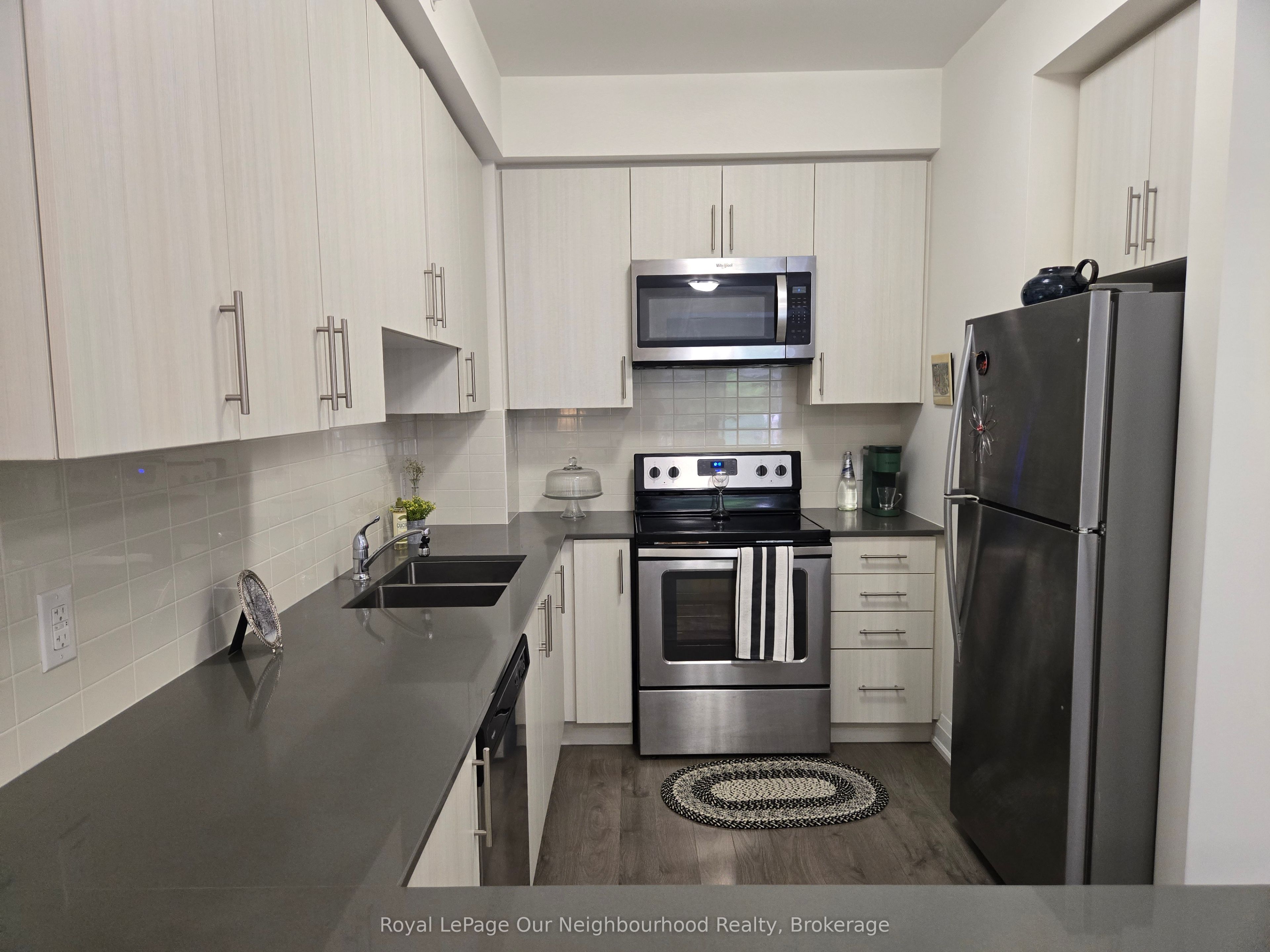 481 Rupert Avenue 2105, Whitchurch-Stouffville, ON L4A 1Y7 photo 5