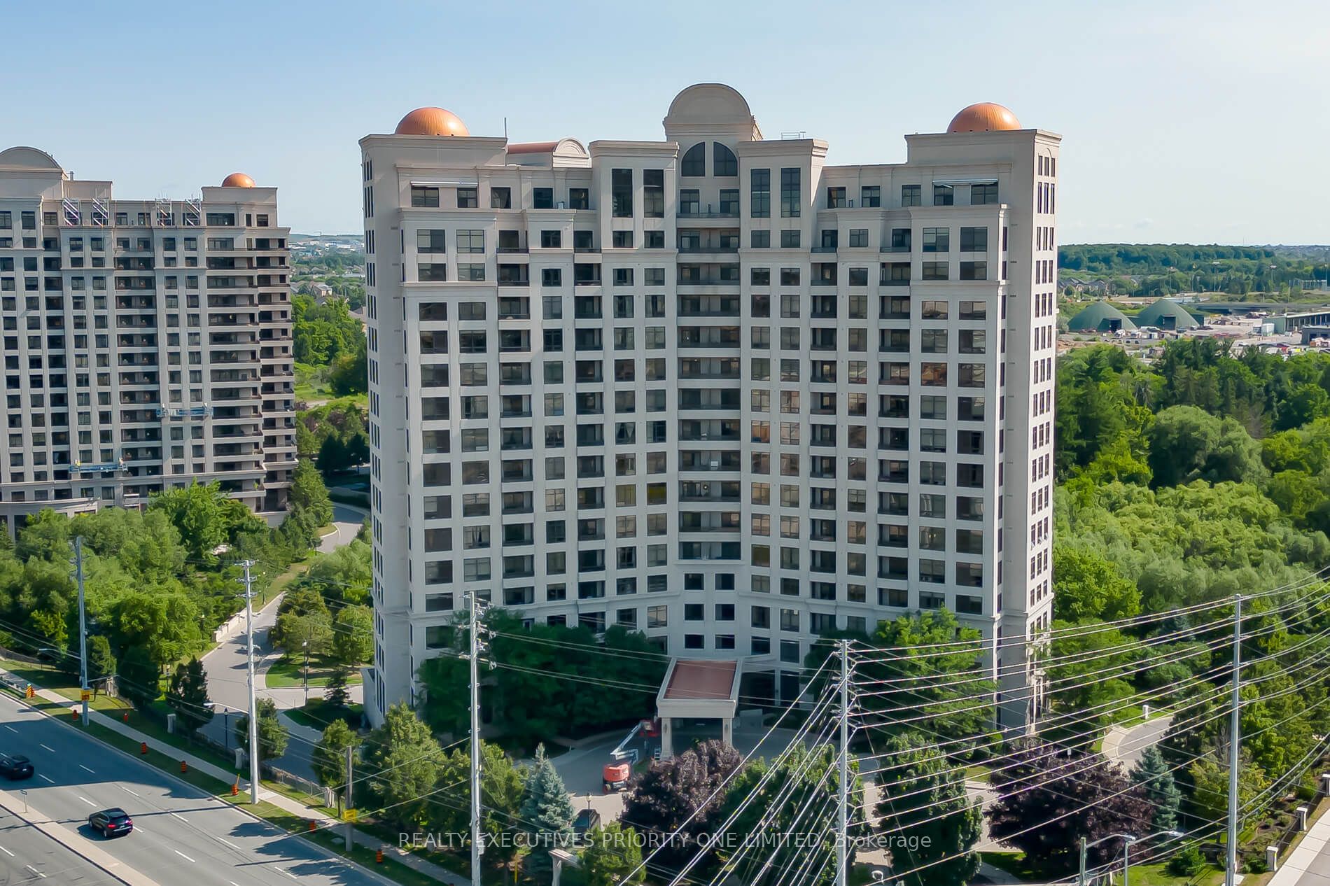 9225 Jane Street 605, Vaughan, ON L6A 0J7