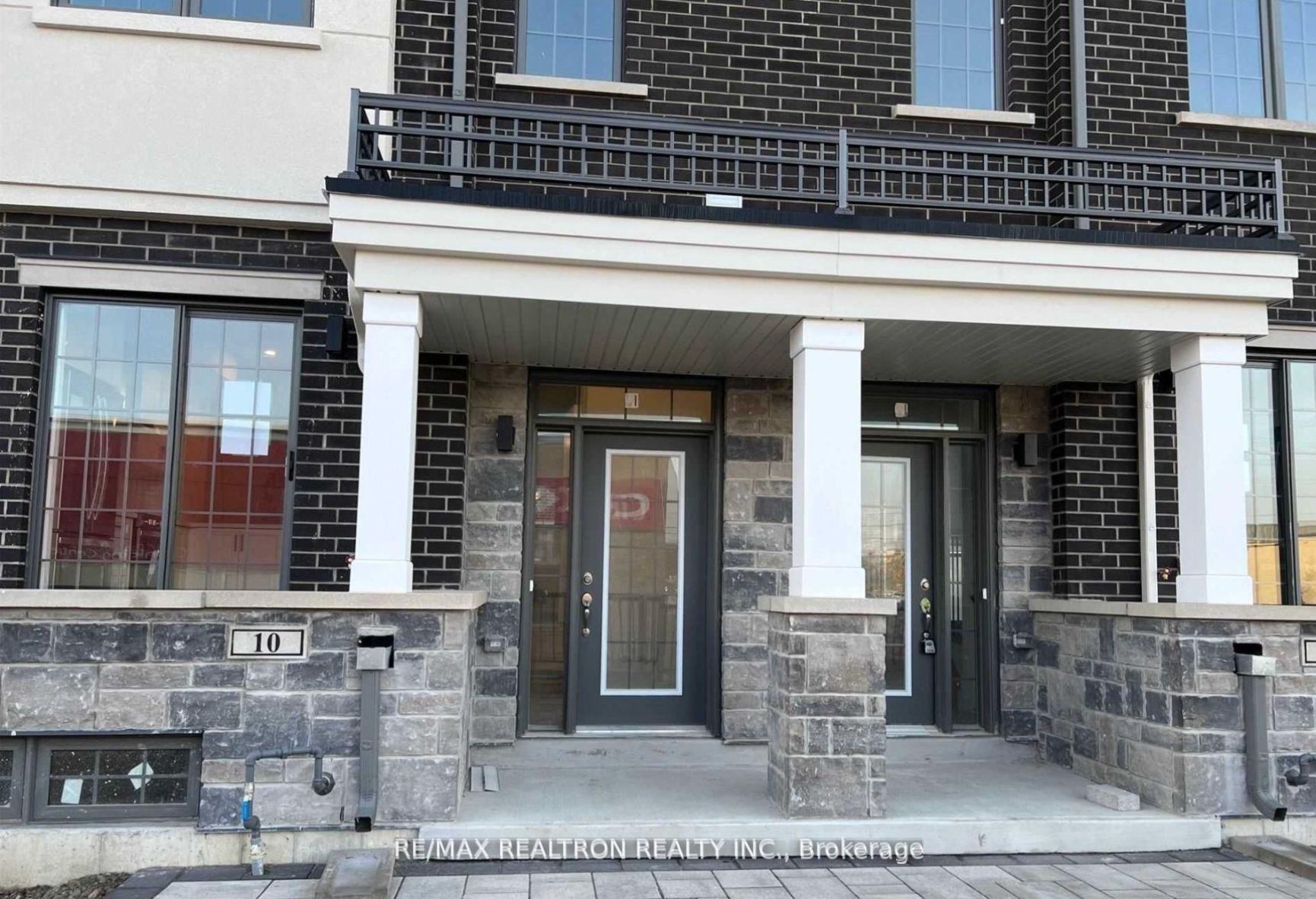 10 Maybank Lane, Whitchurch-Stouffville, ON L4A 2S9