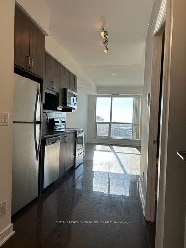 9201 Yonge Street 1908NW, Richmond Hill, ON L4C 1H9 photo 2