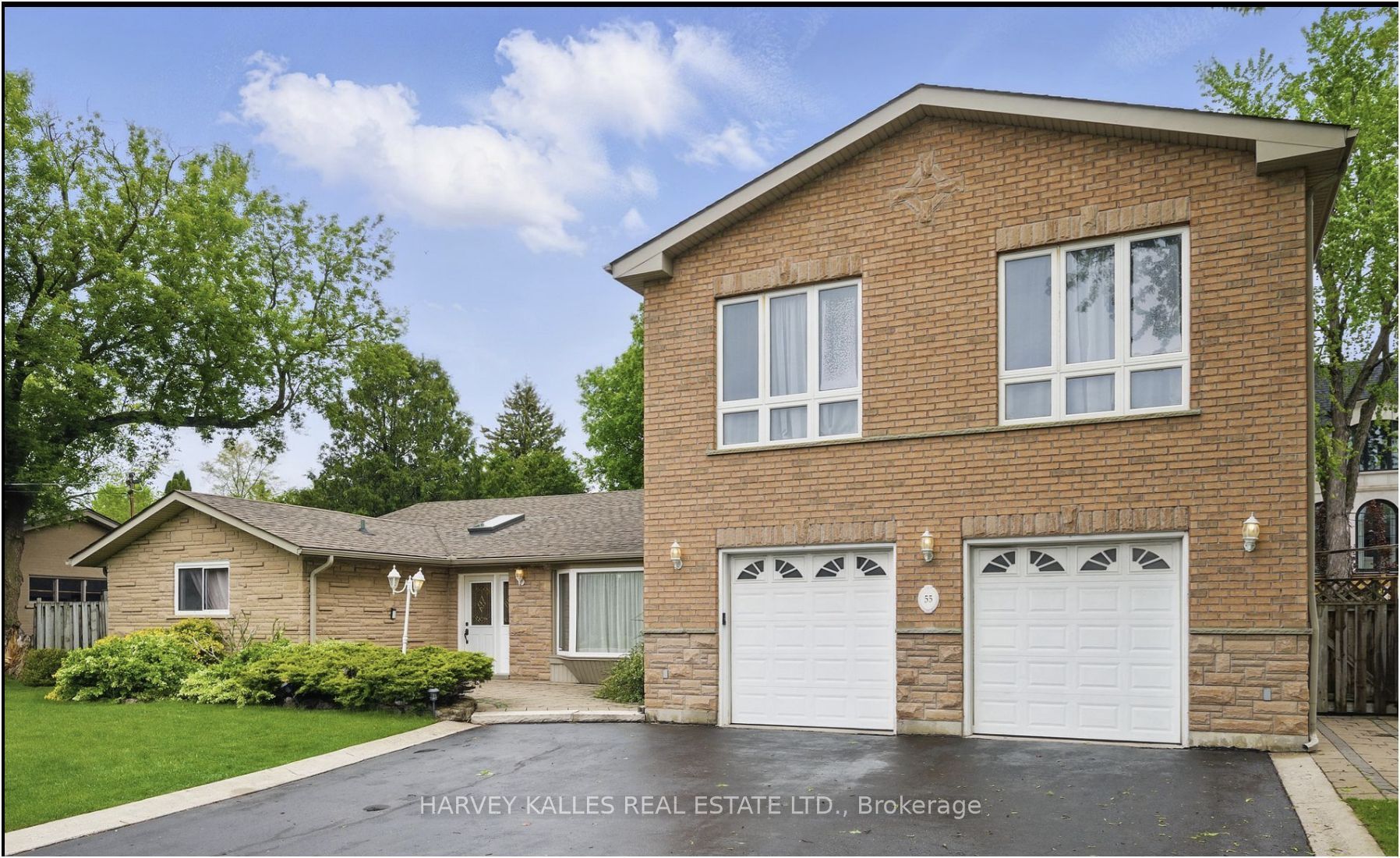 55 Denham Drive, Richmond Hill, ON L4C 6H8 photo 2
