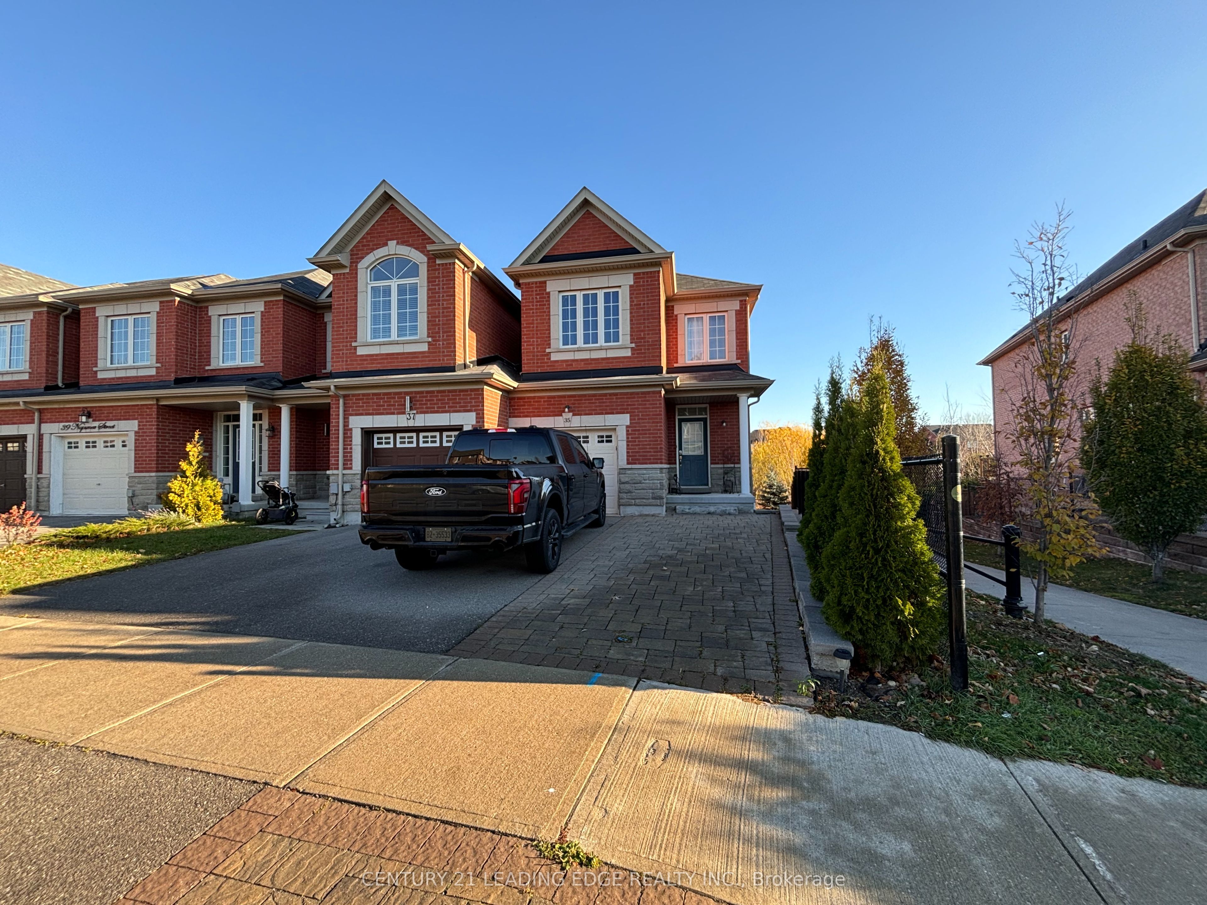 35 Napanee Street Bsmt, Richmond Hill, ON L4E 0X3