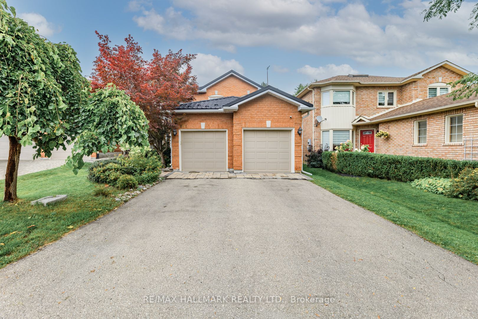 851 Hilton Boulevard, Newmarket, ON L3X 2H7 photo 2