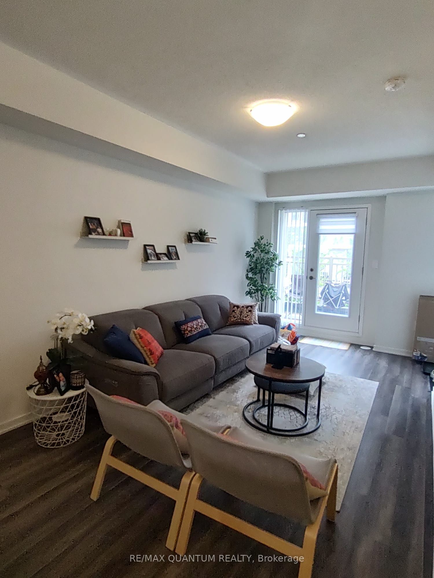 21 Honeycrisp Crescent 32, Vaughan, ON L4K 0N6 photo 3