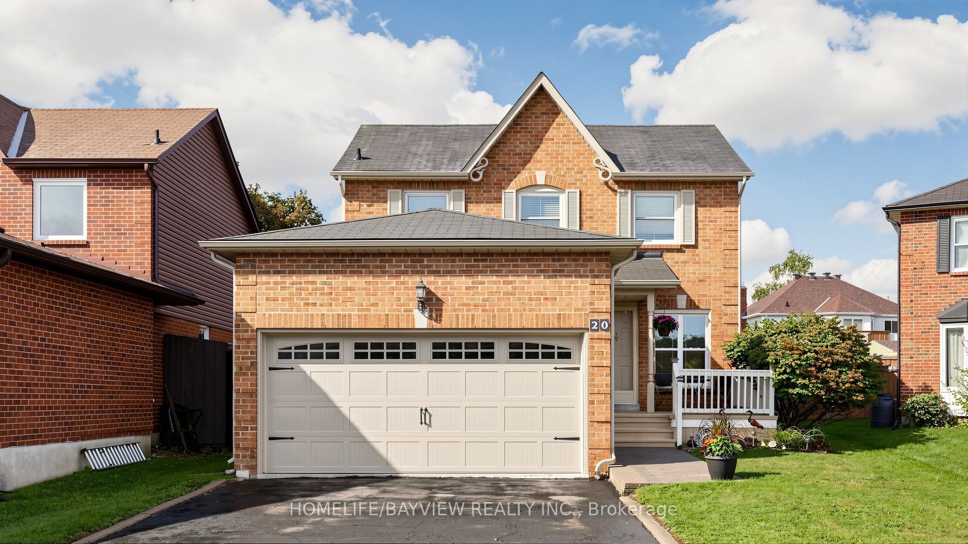20 Doon Crescent, Georgina, ON L4P 3P8