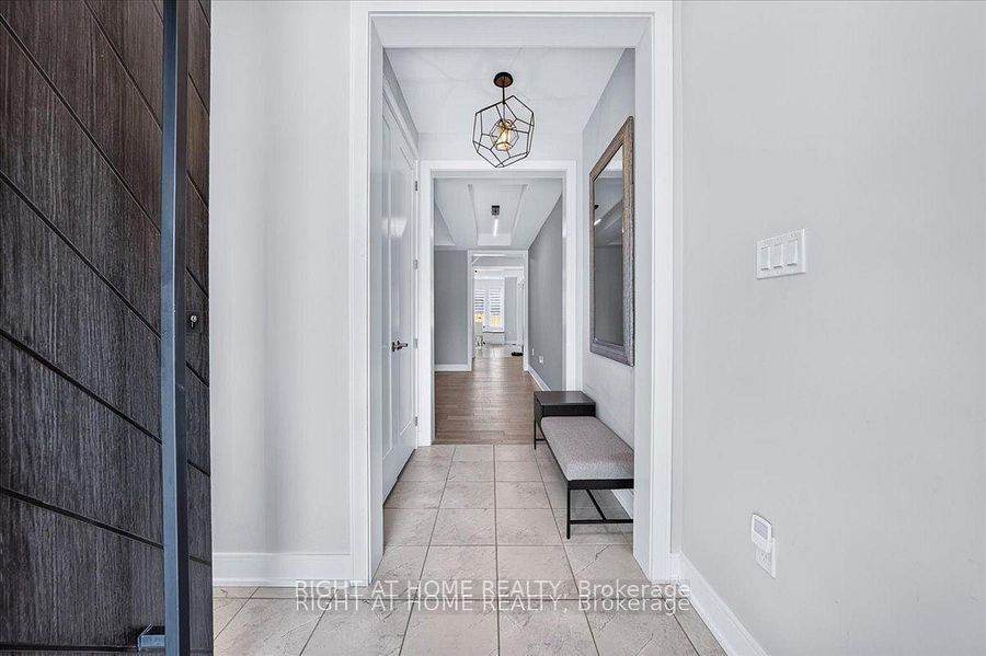 75 Watershed Gate, East Gwillimbury, ON L9N 0Y1 photo 3