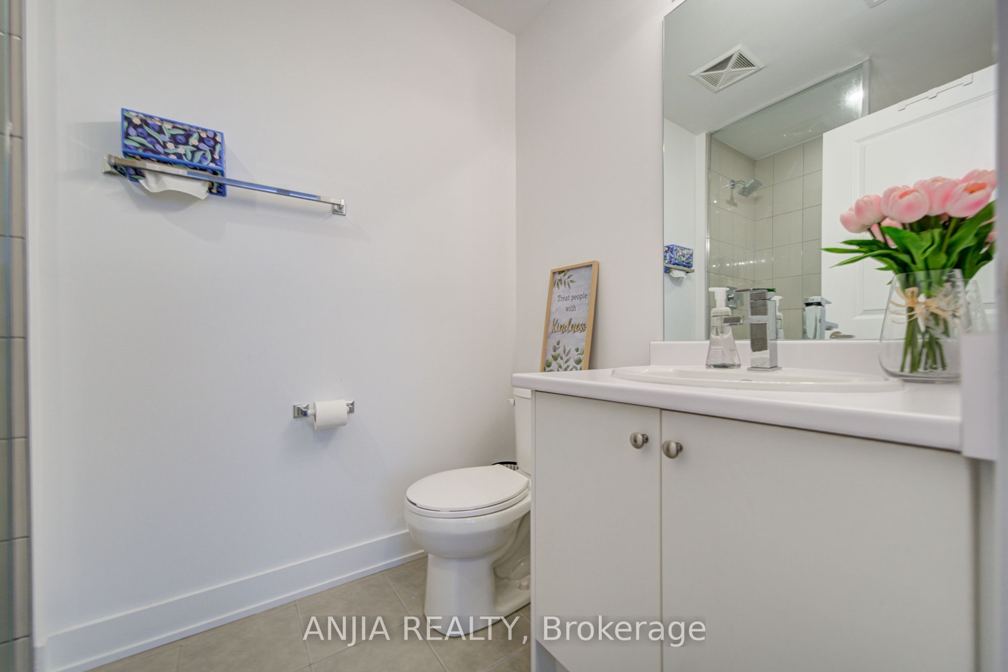 5448 Main Street, Whitchurch-Stouffville, ON L4A 4W8 photo 5