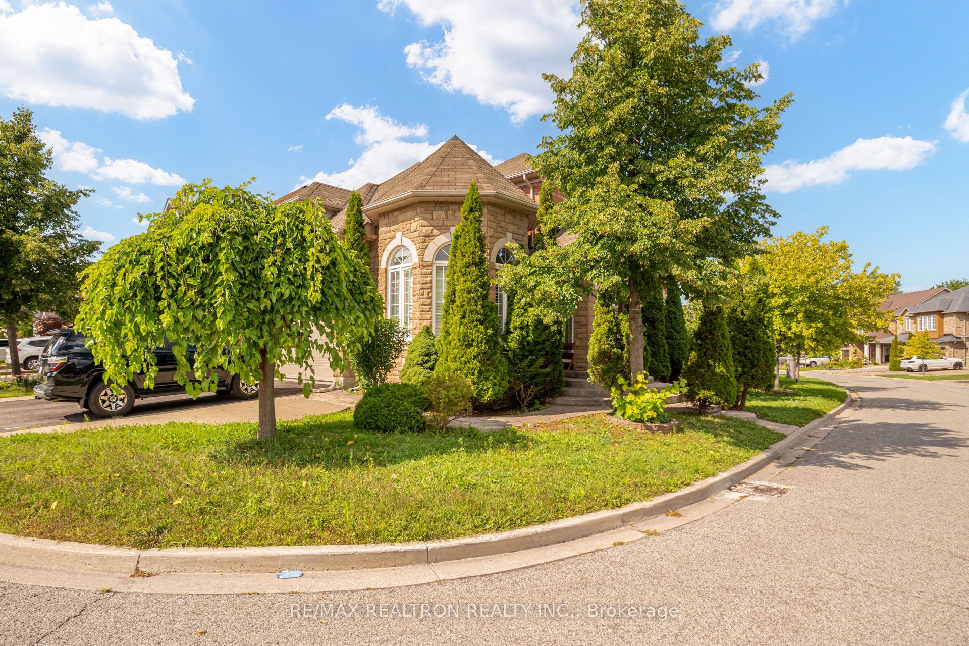 14 Kentview Crescent, Markham, ON L6B 0E2 photo 2